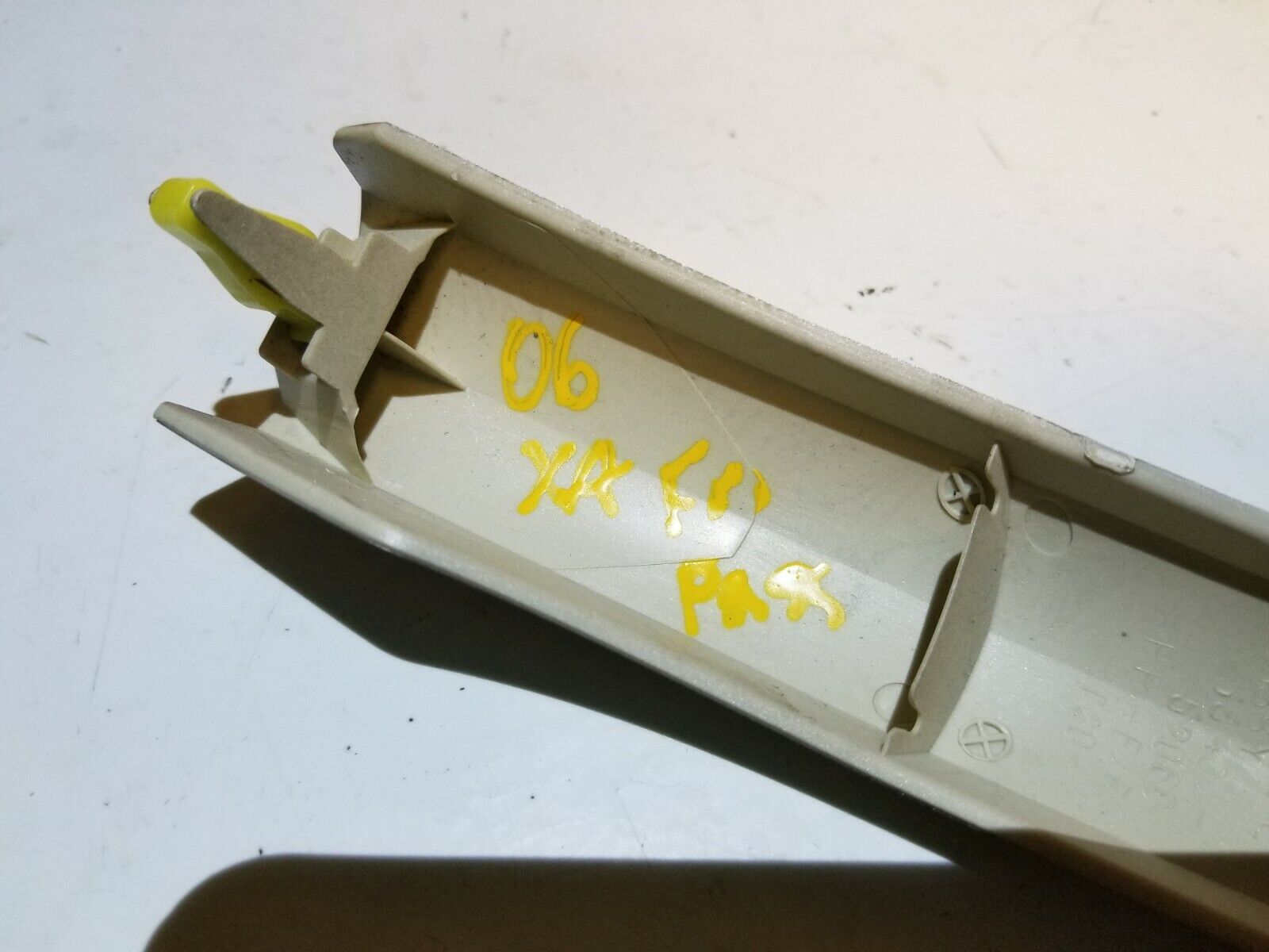 04 05 06 Scion XA Right Passenger Outer Dashboard Garnish Molding Trim Panel - OEM Replacement Part for Interior Upgrade & Car Restoration