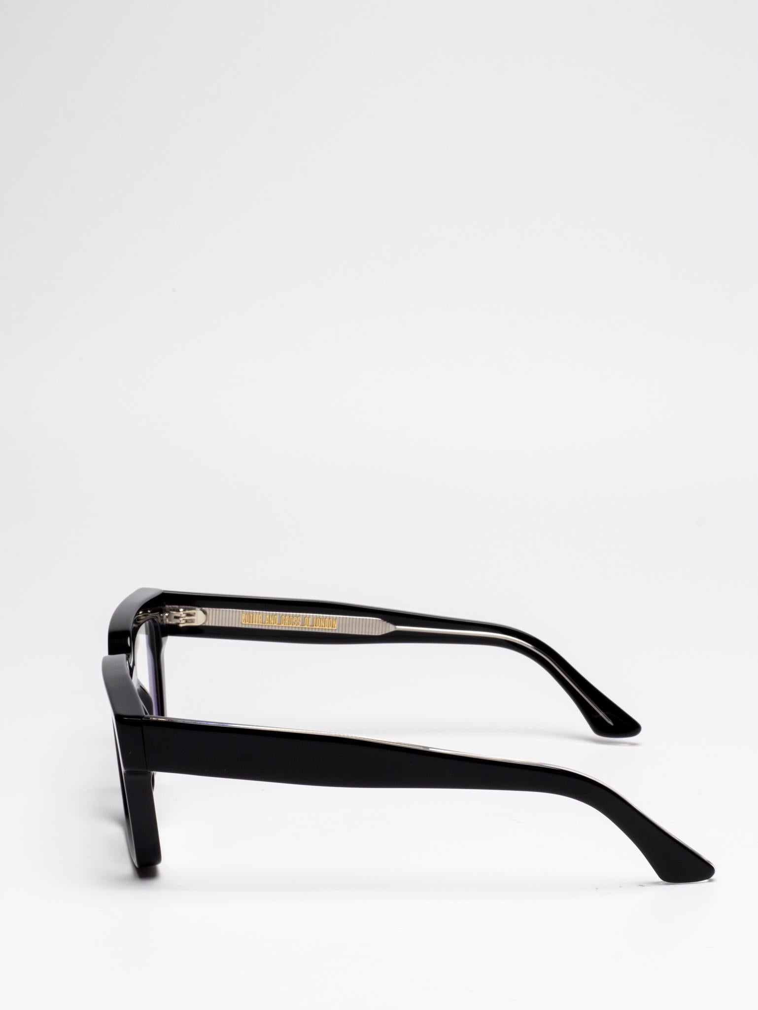 Cutler and Gross CGOP 1386 01 Premium Sunglasses - Classic Aviator Style for Men & Women - Perfect for Driving, Travel, and Outdoor Activities