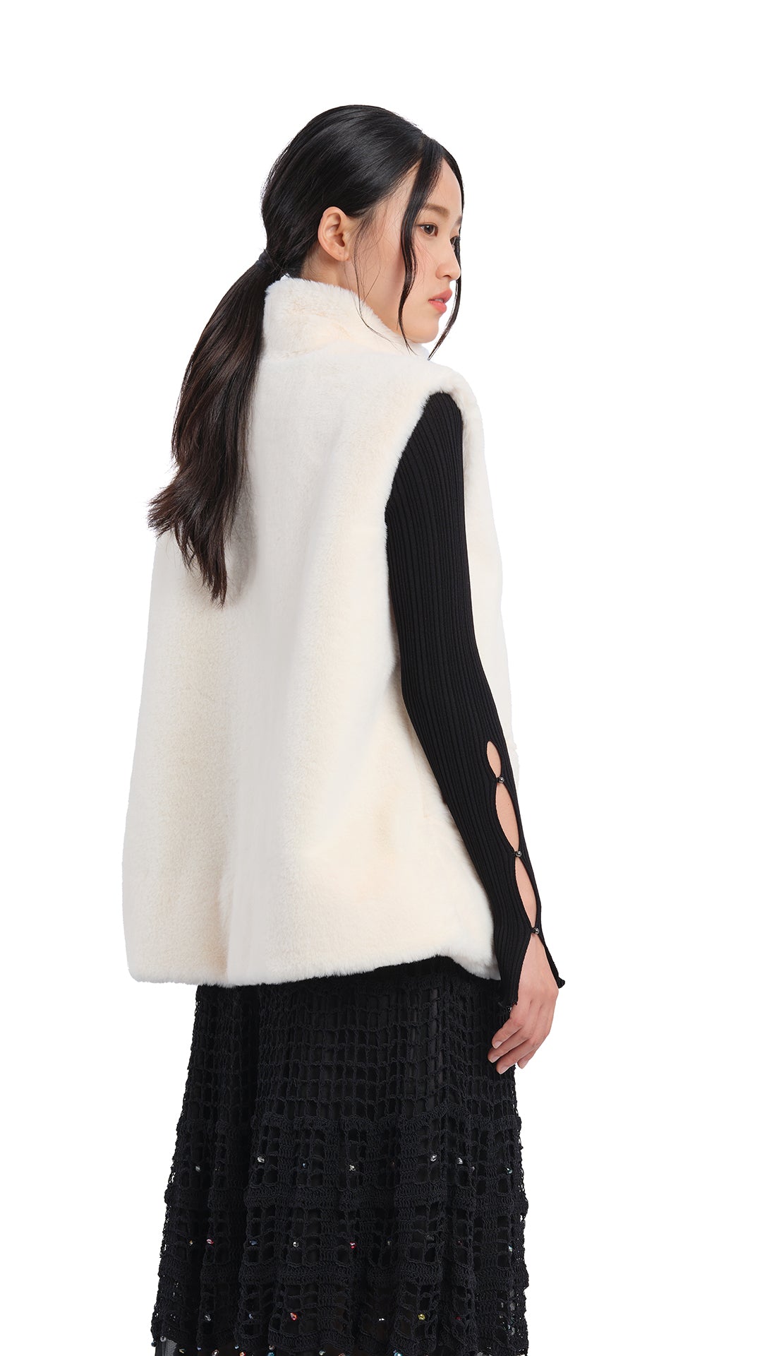 Women's Faux Fur Vest Winter Warm Cozy Jacket - Fashionable Outerwear for Casual Outings & Holiday Parties