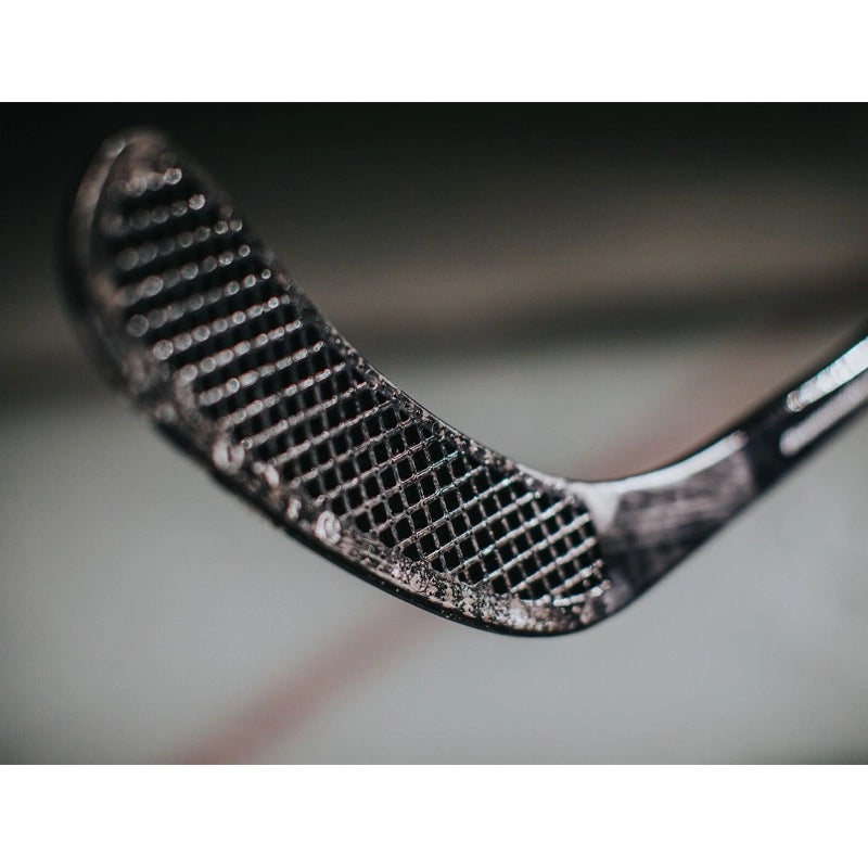 Tovi Raven Pro V III One Piece Stick Junior - High Performance Golf Club for Junior Players | Perfect for Training and Tournaments