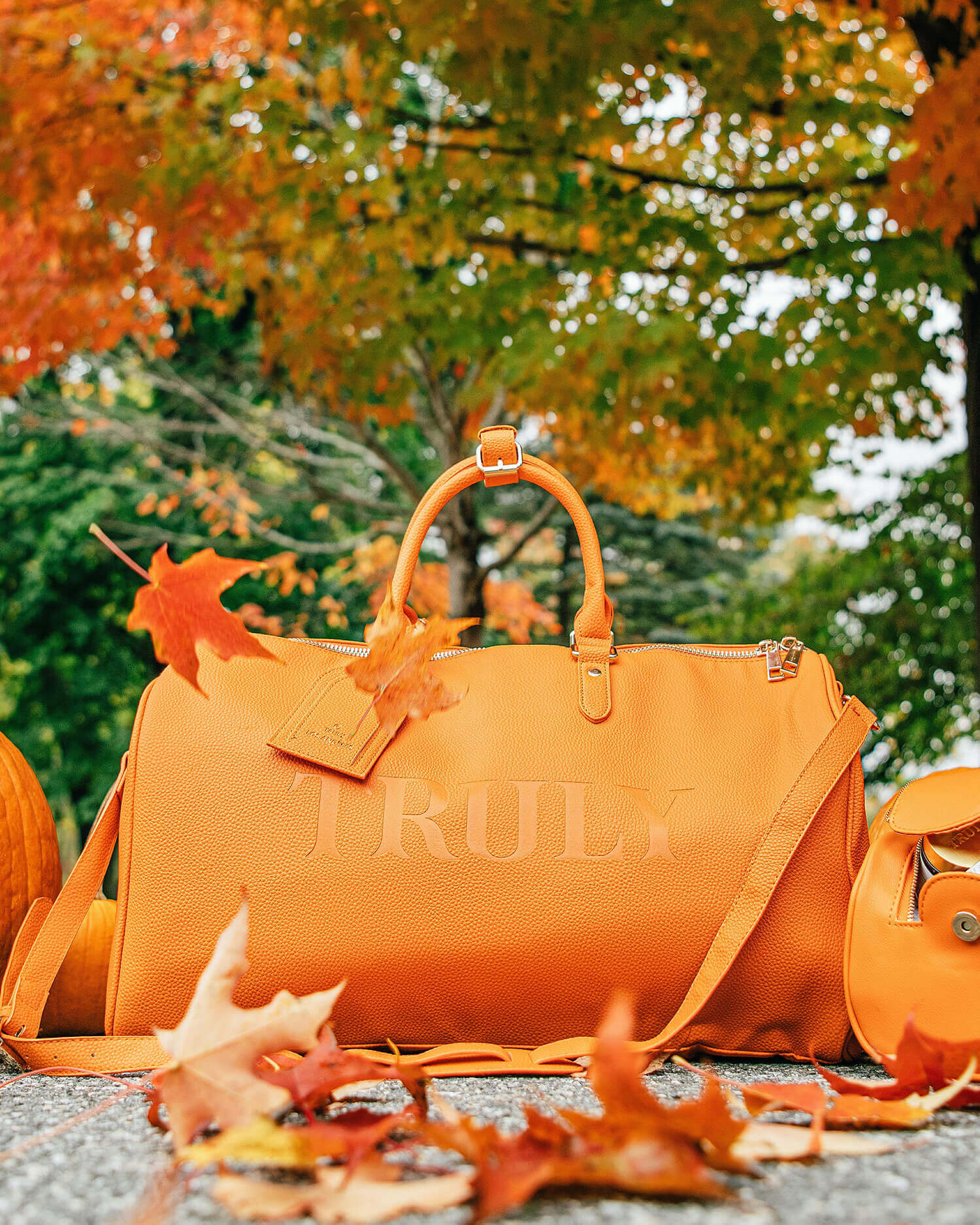 Truly Fall Duffle Bag - Waterproof Travel Duffel with Adjustable Shoulder Strap for Gym, Weekend Trips & Outdoor Adventures
