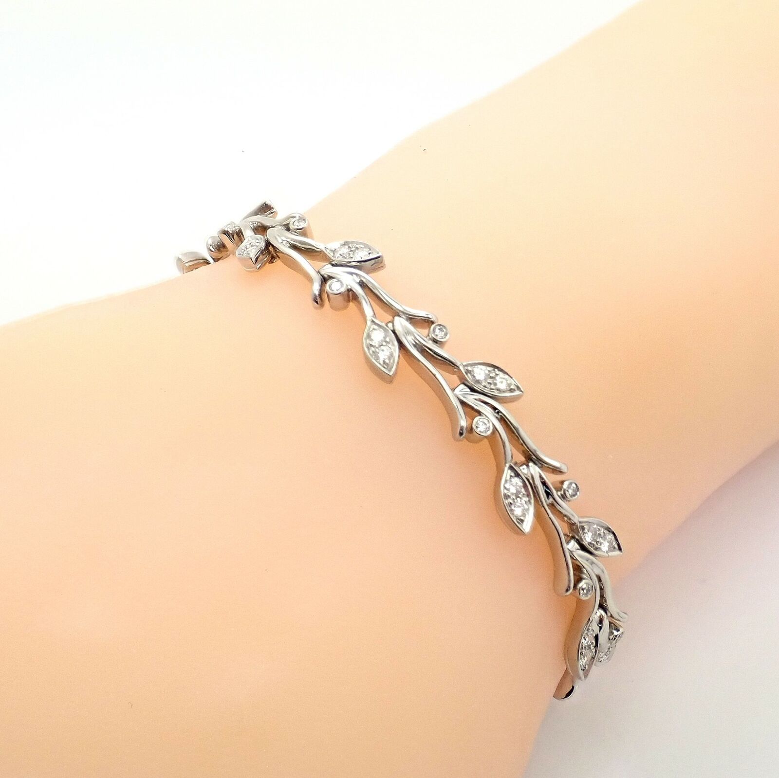 Authentic Tiffany & Co Platinum Diamond Garland Bracelet - Luxury Jewelry for Women, Elegant Gift for Weddings & Special Occasions