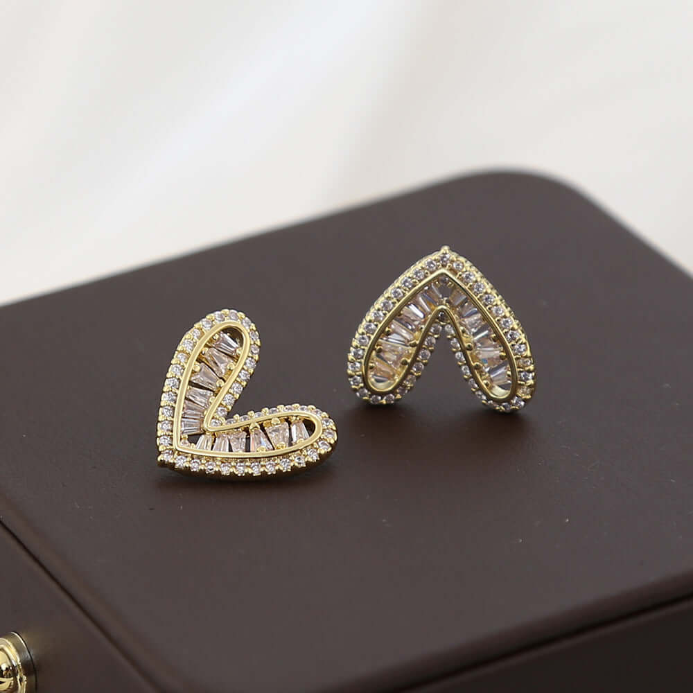 Silver Gold Bezel Heart Ear Cuff Clip - Non-Pierced Earring for Women | R0334 | Perfect for Weddings, Parties & Everyday Fashion Accessories