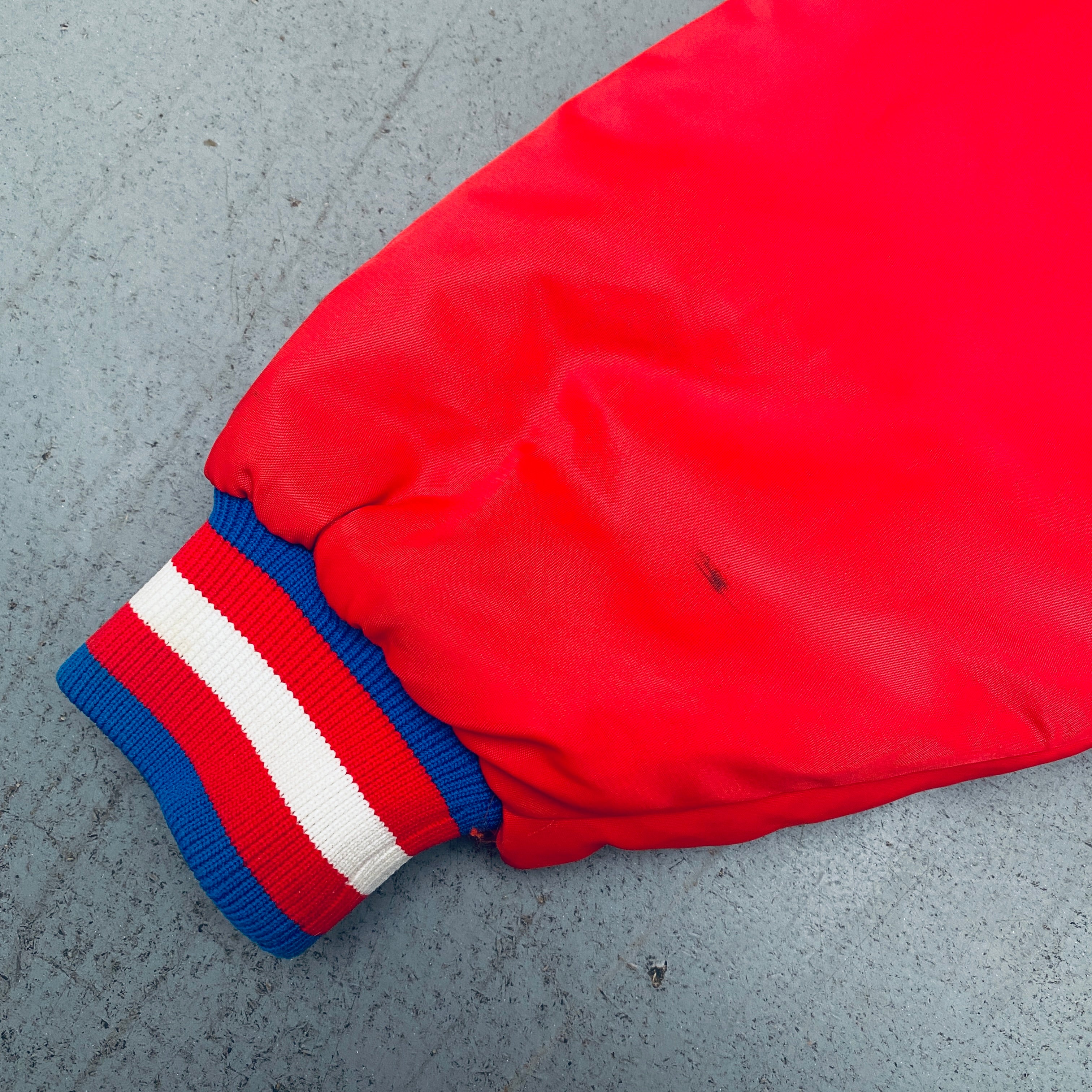 Philadelphia 76ers Vintage 1980s NBA Bomber Jacket for Men - Retro Basketball Fan Gift & Streetwear Fashion