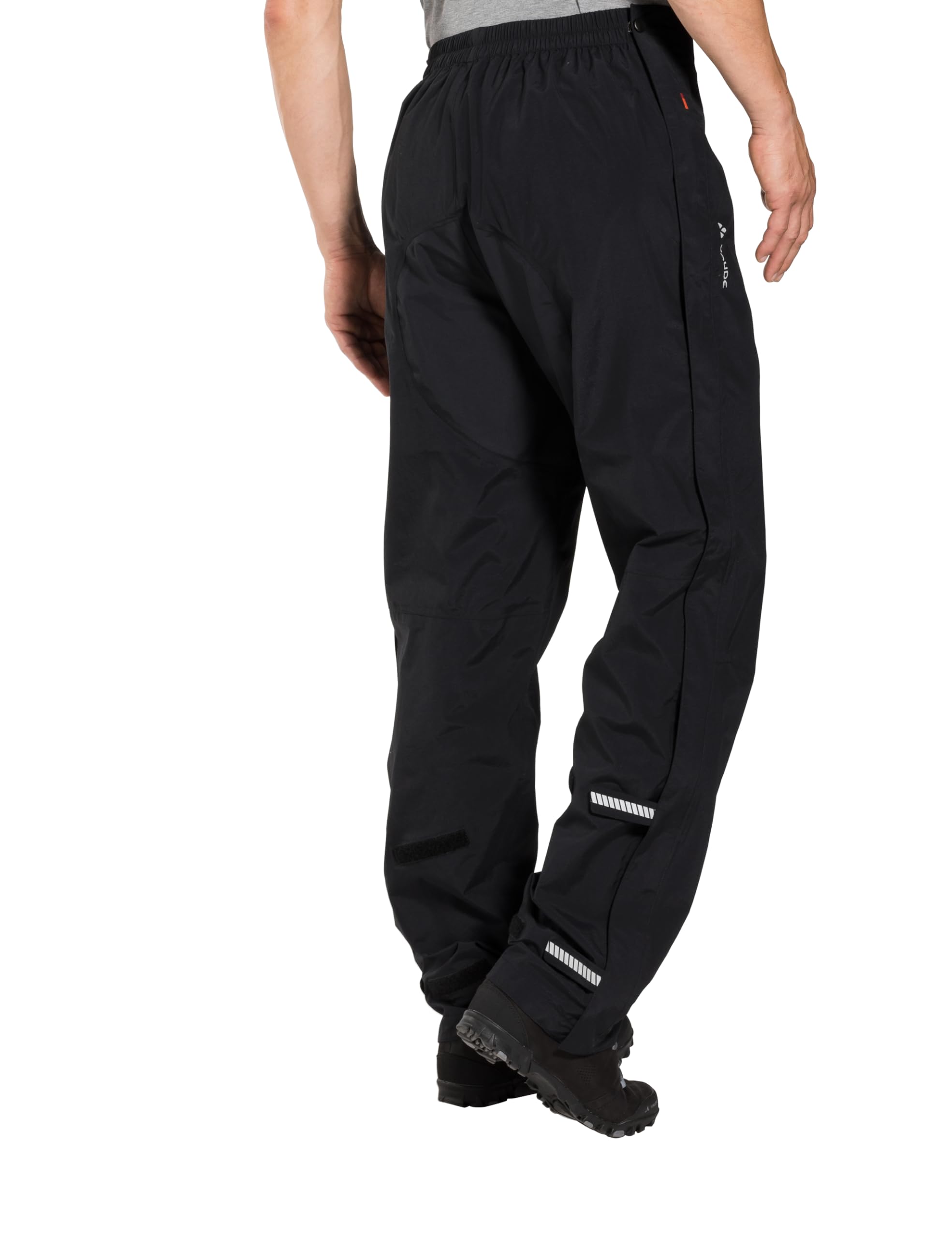VAUDE Men's Yaras Rain Zip Pants III - Waterproof Cycling Pants for Men - Lightweight & Breathable Rain Gear for Outdoor Activities - Perfect for Hiking, Biking & Commuting in Wet Weather