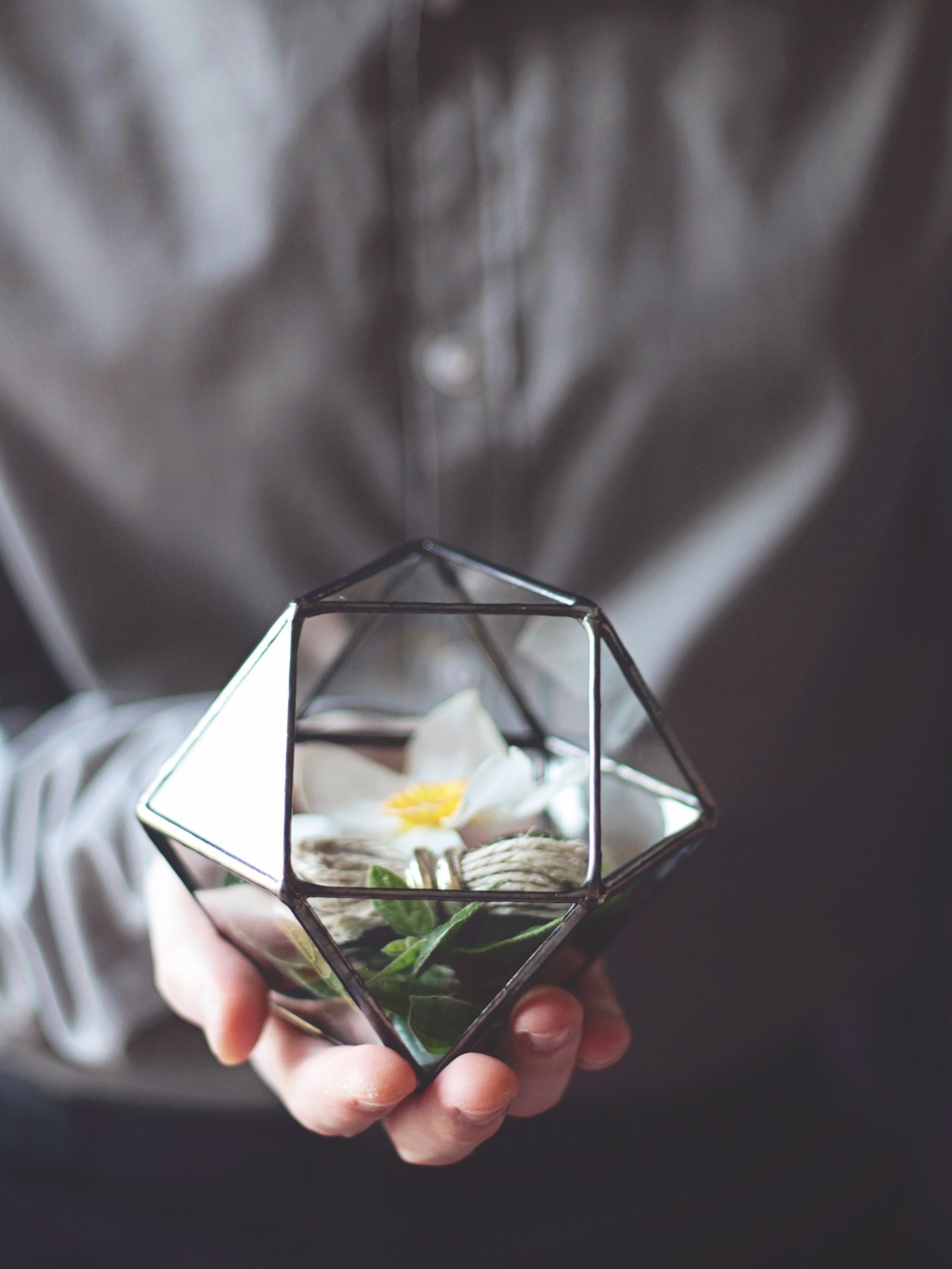 Elegant Clear Glass Geometric Wedding Ring Box - Proposal Ring Holder for Ceremony Decor - Cuboctahedron Design in Copper, Silver & Black - Perfect for Engagement, Vow Renewal & Wedding Ring Presentation