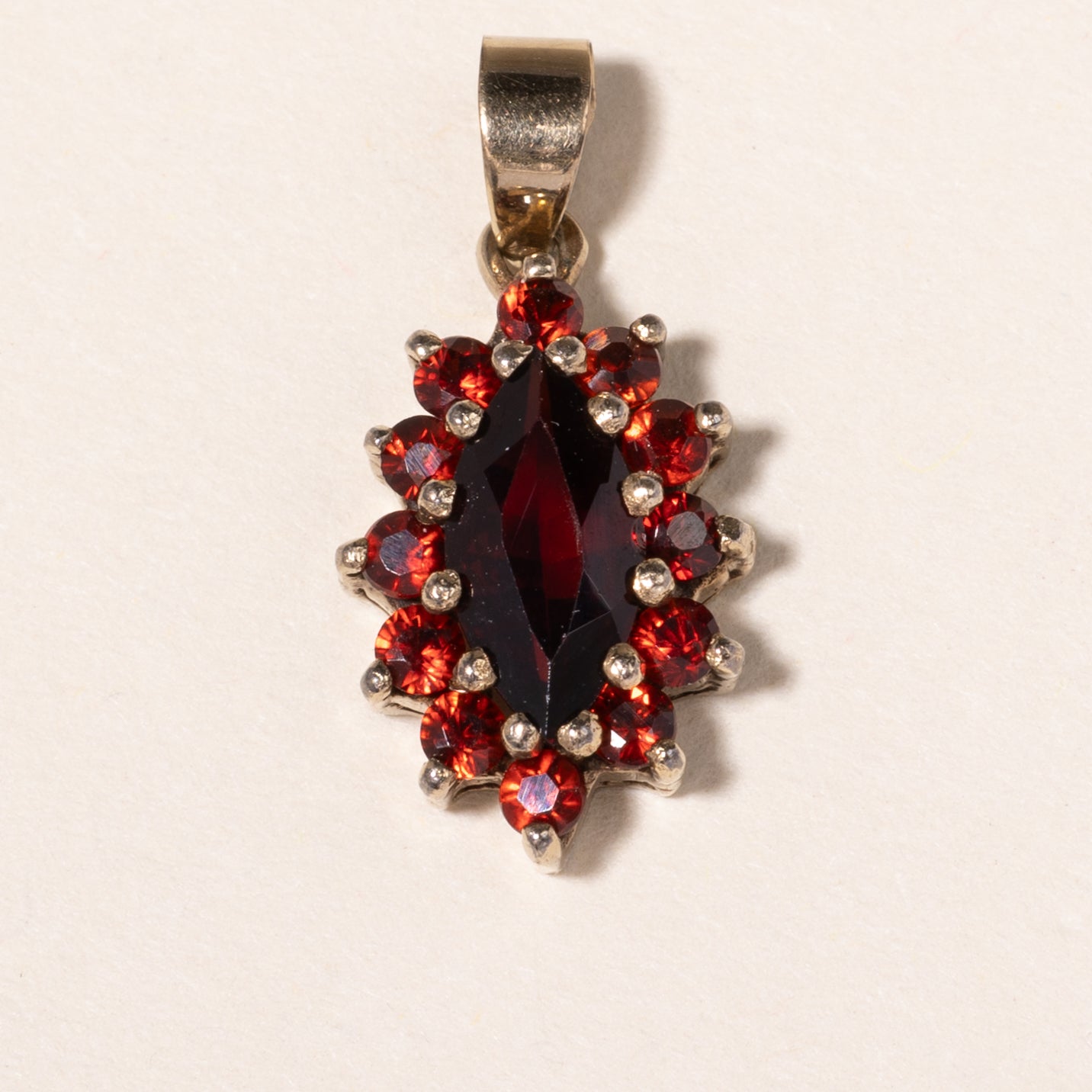 8K Yellow Gold Garnet Pendant Necklace - 1.57ctw Genuine Garnet Gemstone Jewelry for Women - Perfect for Valentine's Day, Anniversary & Birthday Gifts