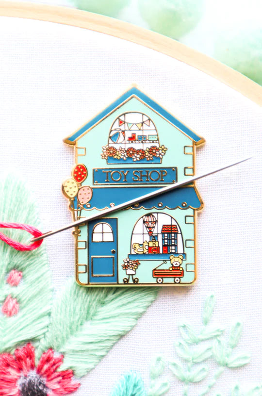 Flamingo Toes TOY SHOP Needle Minder - Magnetic Pin Cushion for Sewing, Quilting & Embroidery - Perfect for Crafters & DIY Enthusiasts