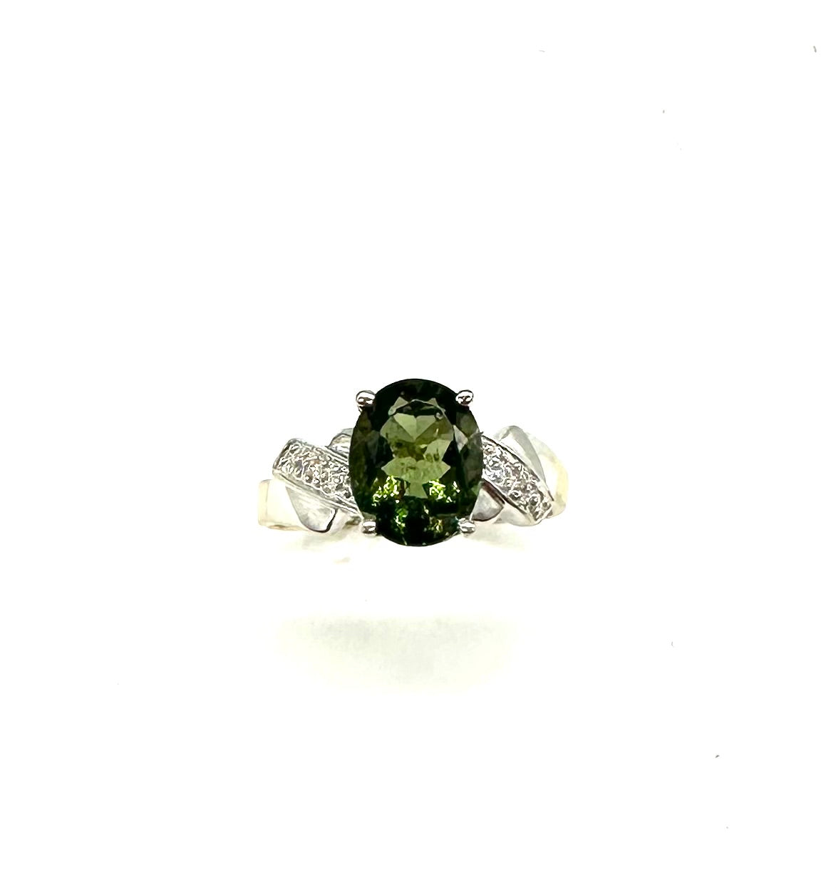Exquisite Oval Peridot & Diamond Accent Ring - 14K Gold Dainty Birthstone Jewelry for Women - Perfect for August Birthdays, Anniversary Gifts & Special Occasions