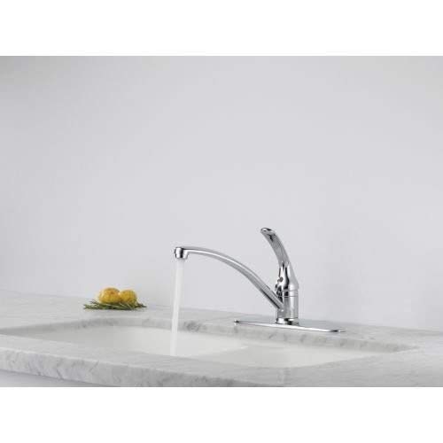 DELTA B1310LF-SS Stainless Steel Kitchen Faucet with Pull-Down Sprayer - Modern Design for Easy Dishwashing and Food Prep in Home Kitchens