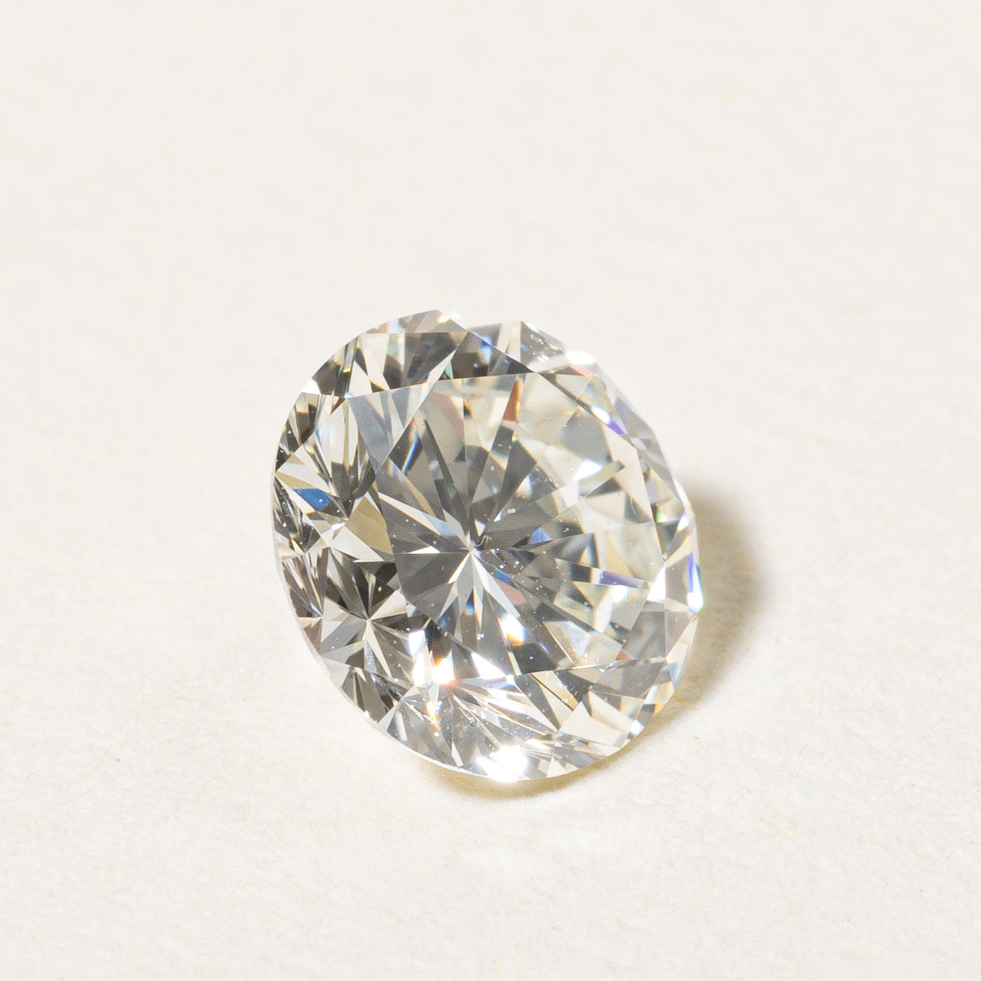 0.70ct Round Brilliant Cut Loose Diamond - VVS2 Clarity, H/I Color | Ideal for Engagement Rings & Fine Jewelry
