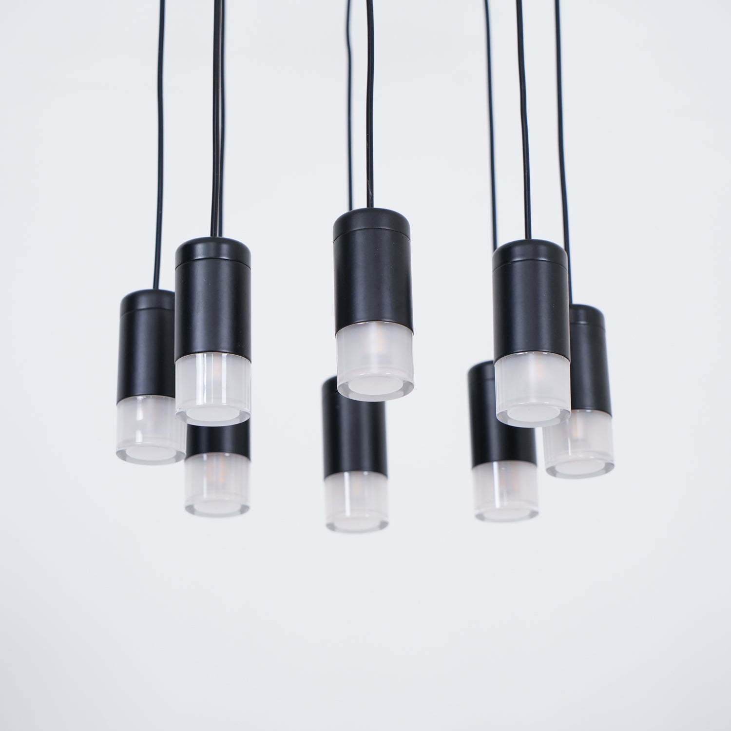 Elegant Crystal Lines Chandelier - Modern Ceiling Light Fixture for Dining Room, Bedroom & Living Room Decor