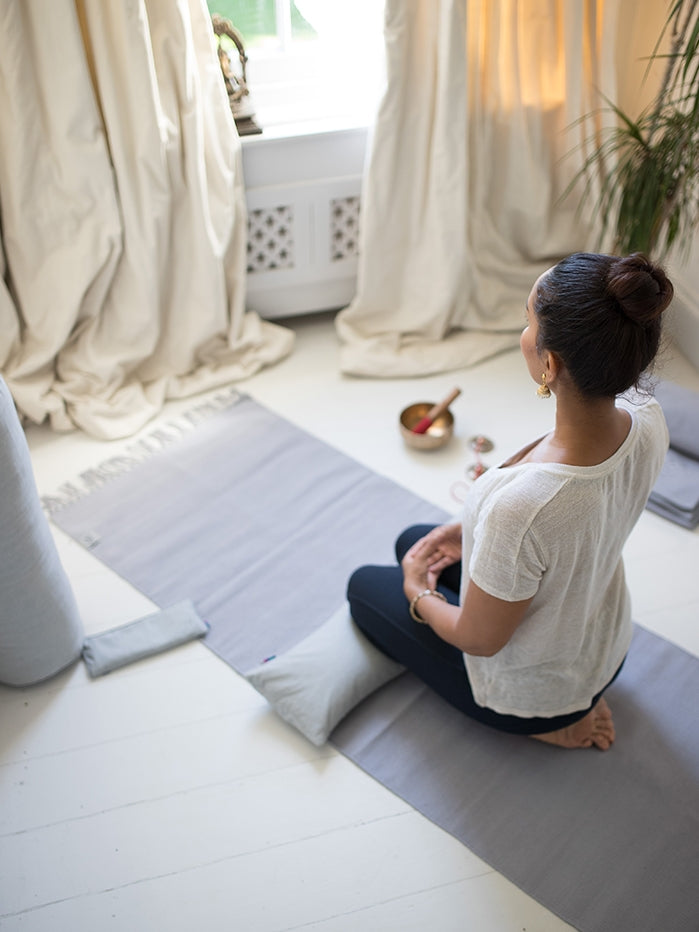 Organic Cotton Yoga Mat - Non-Slip, Eco-Friendly & Extra Thick for Hot Yoga, Pilates & Meditation - Perfect for Home & Studio Practice