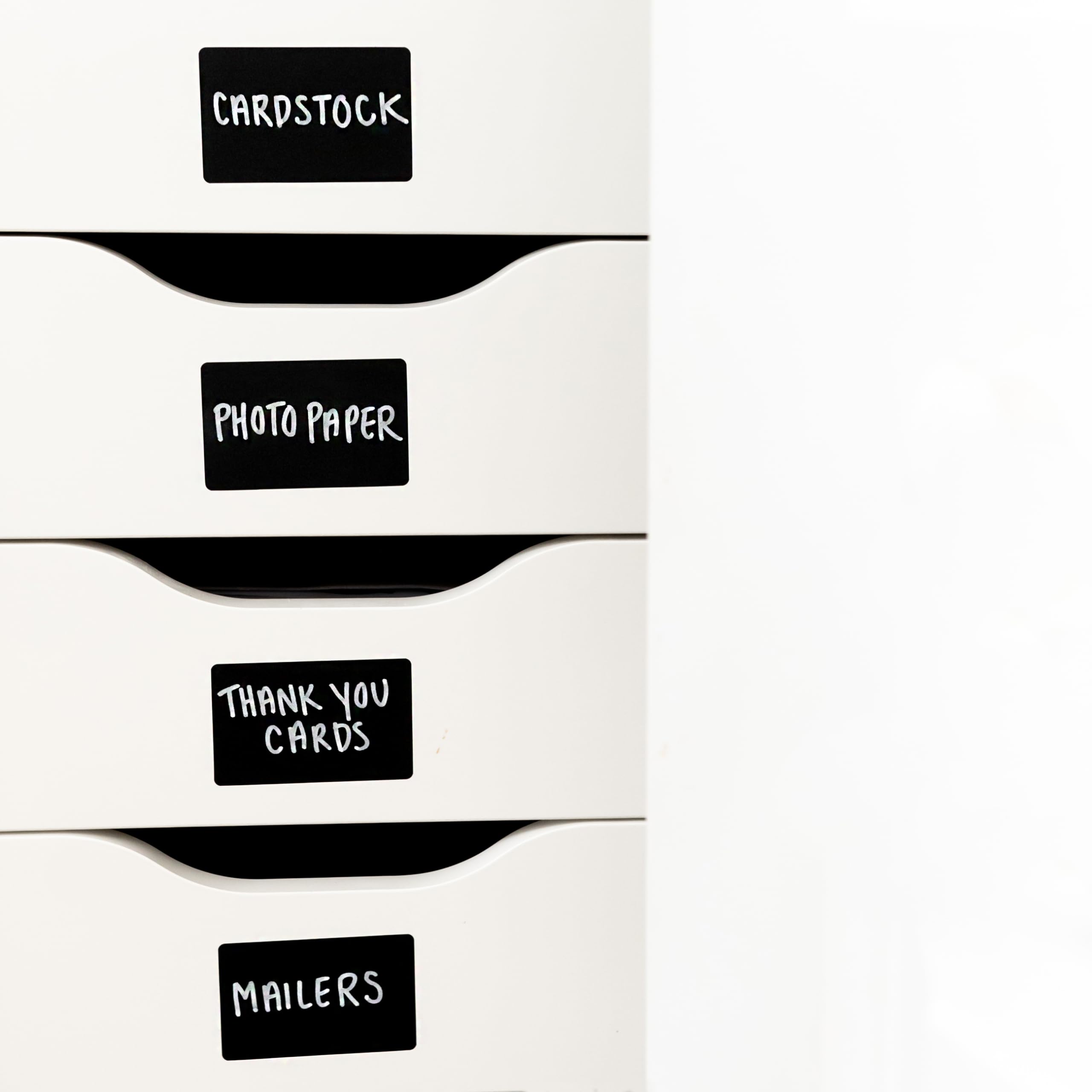 200 Pack Removable Chalkboard Labels for Storage Bins & Pantry Containers - Reusable Black Stickers with Chalk Marker - Perfect for Kitchen Organization, Home Storage & Classroom Supplies
