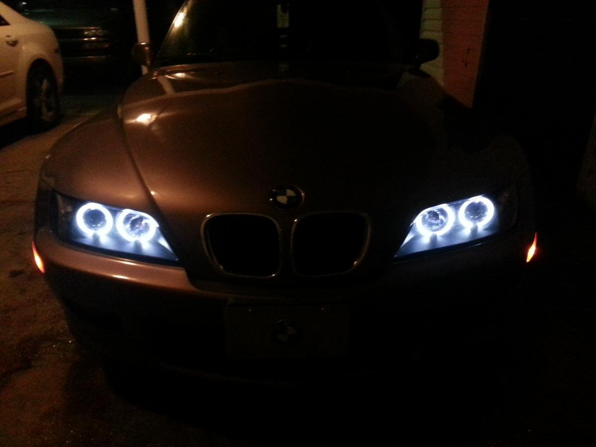 96-02 BMW Z3 LED Halo Headlights - Black/Clear Lens | High-Performance Lighting Upgrade for Night Driving & Custom Car Styling