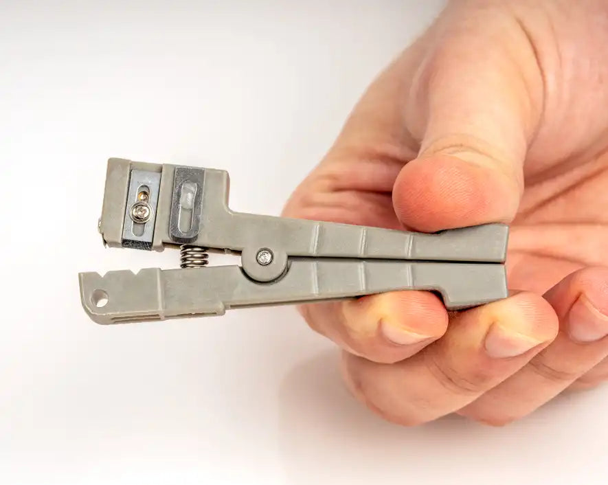 Compact Fiber Slitter and Ring Tool for 0-0.250 OD - Precision Fiber Optic Cable Cutting & Stripping Tool - Ideal for Network Installations & Telecom Repairs