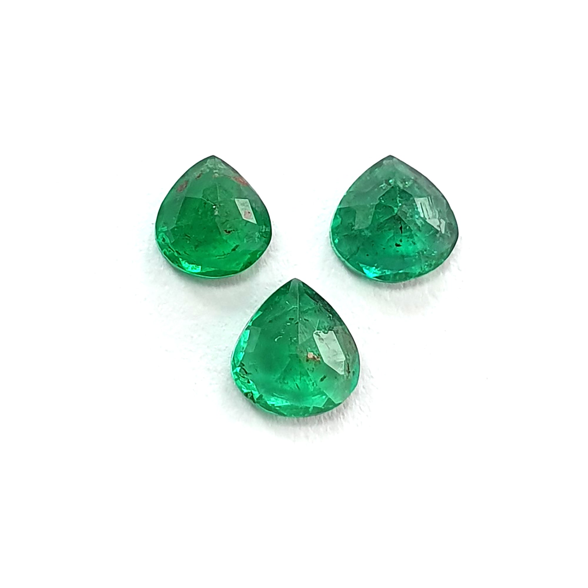 Natural Untreated Green Emerald Heart Cut Gemstone - 2.13cts, 5.8mm, 7x6.5mm (3 Pieces) | Premium Loose Emerald for Jewelry Making, Engagement Rings & Unique Gifts