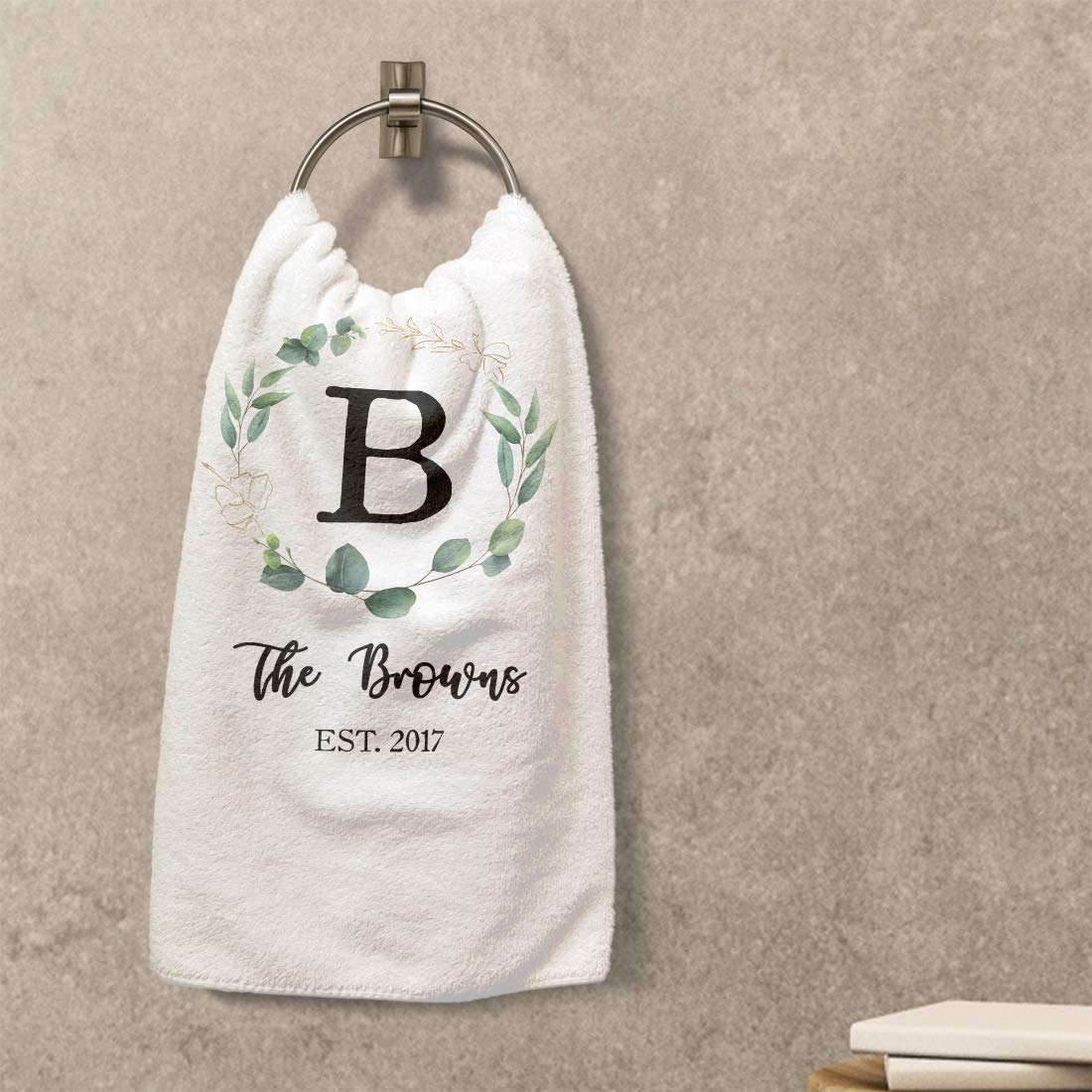 Custom Name & Year Personalized Leaf Wreath Hand Towel - Soft White Decorative Housewarming Gift for Kids, Girls, Boys, Men & Women - Perfect for New Homes, Guest Bathrooms, Christmas & Thanksgiving Celebrations