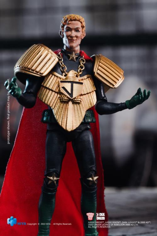 1/18 Scale HIYA 4-Inch Action Figure - Exquisite Mini Series Judge Dredd Chief Judge Caligula Collectible Toy for Display & Action Scenes - Perfect for Collectors, Dioramas, and Comic Book Fans