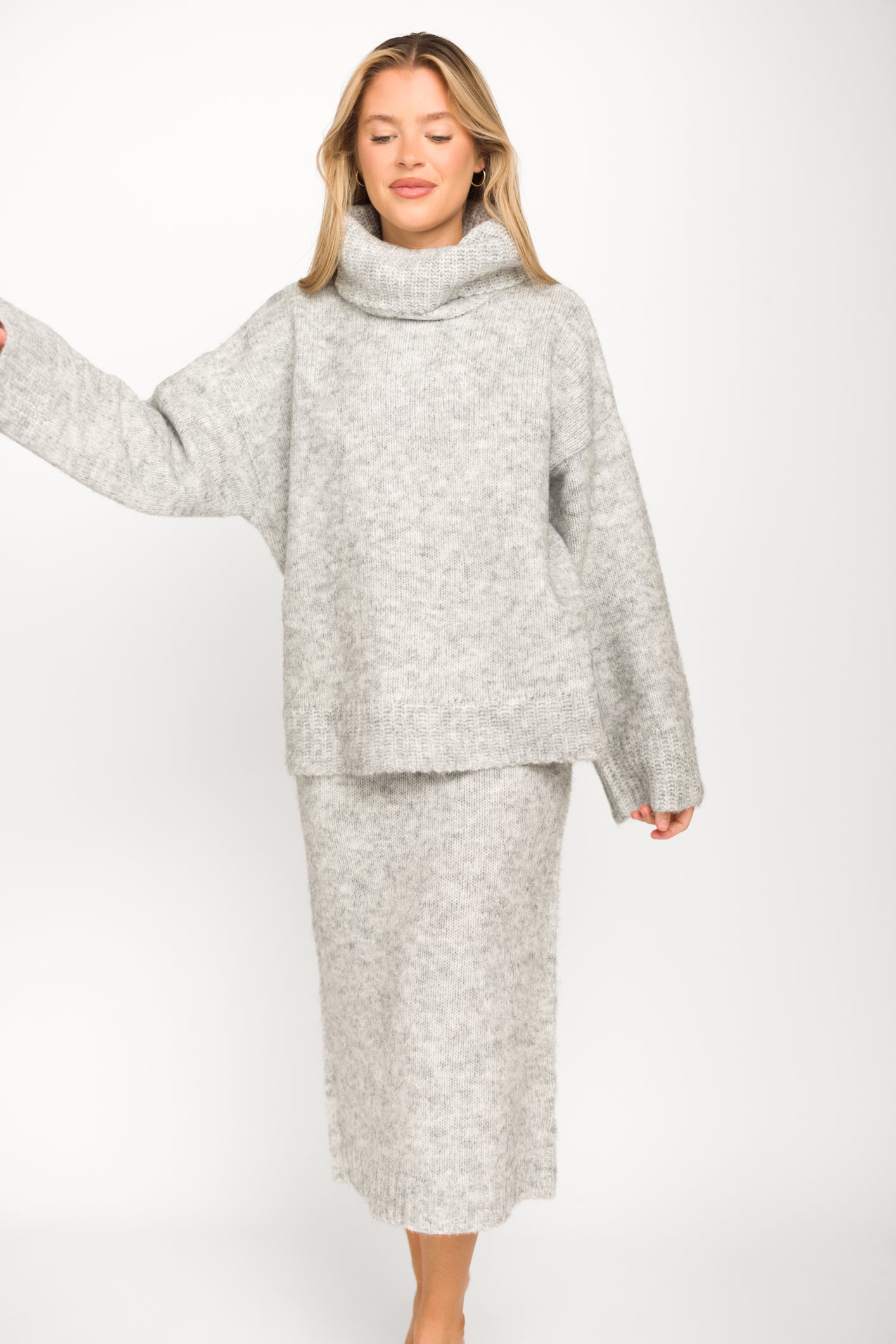Robyn Knit Skirt in Heather Grey - Bump Friendly Maternity Skirt for Pregnancy Comfort | Perfect for Work, Casual Outfits & Special Occasions