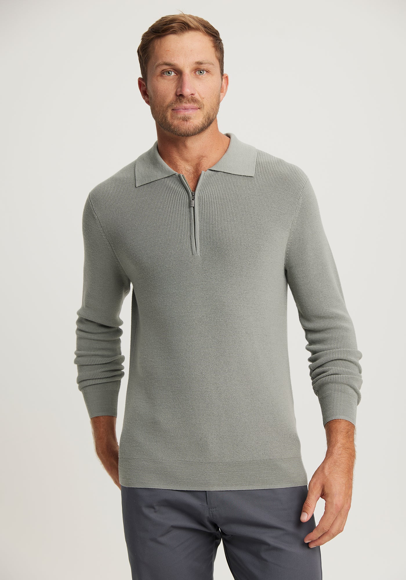 Lee Men's Half Zip Pullover Sweatshirt 100259VN - Comfortable Casual Wear for Outdoor Activities & Layering