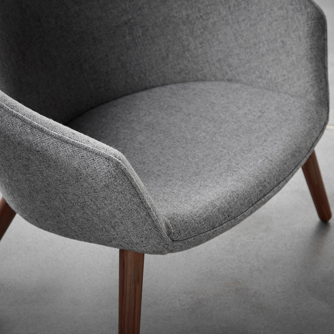 Comfortable Ditzel Lounge Chair - Upholstered Modern Accent Chair for Living Room, Bedroom & Office - Perfect for Relaxing and Reading