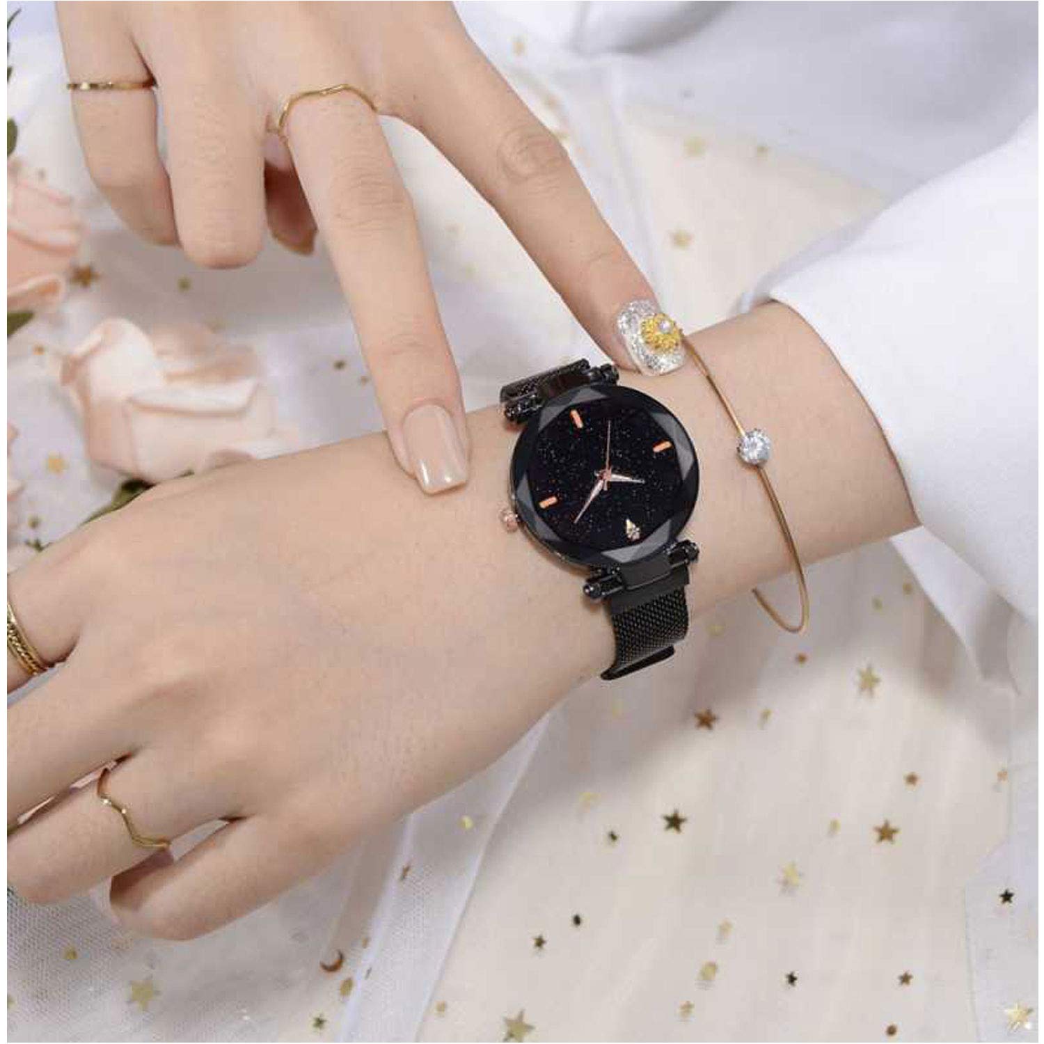 Stylish Black Dial Women's Watch with Stainless Steel Strap - Elegant Fashion Accessory for Everyday Wear, Office & Special Occasions