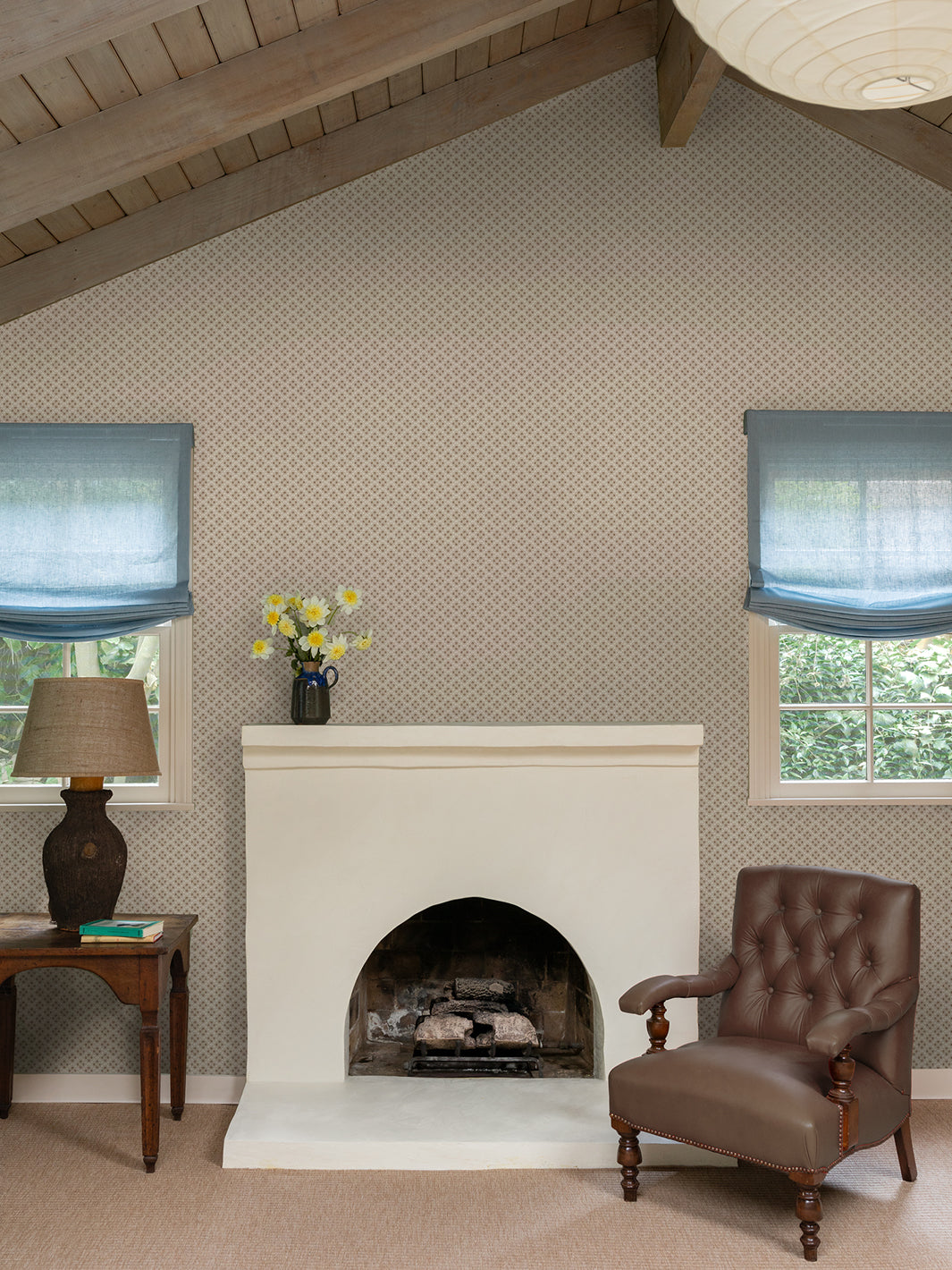 Nathan Turner Medallion All Over Neutral Wallpaper - Perfect for Living Room, Bedroom, and Dining Room Decor
