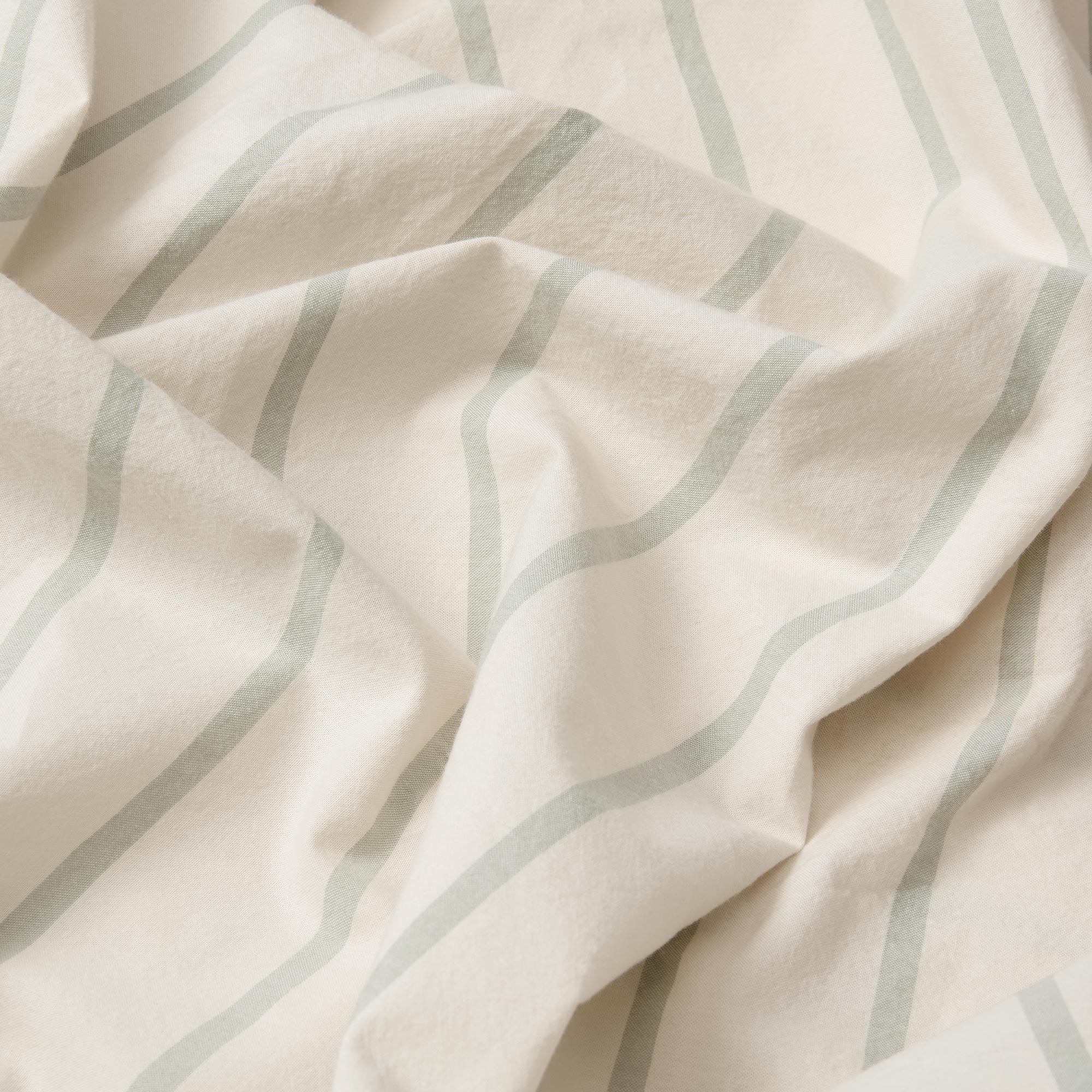 Premium Mellow Green Slripe Cotton Fitted Sheet - Soft Breathable Bed Sheet for Queen Size Mattress - Perfect for Cozy Bedrooms, Guest Rooms & Dorm Decor