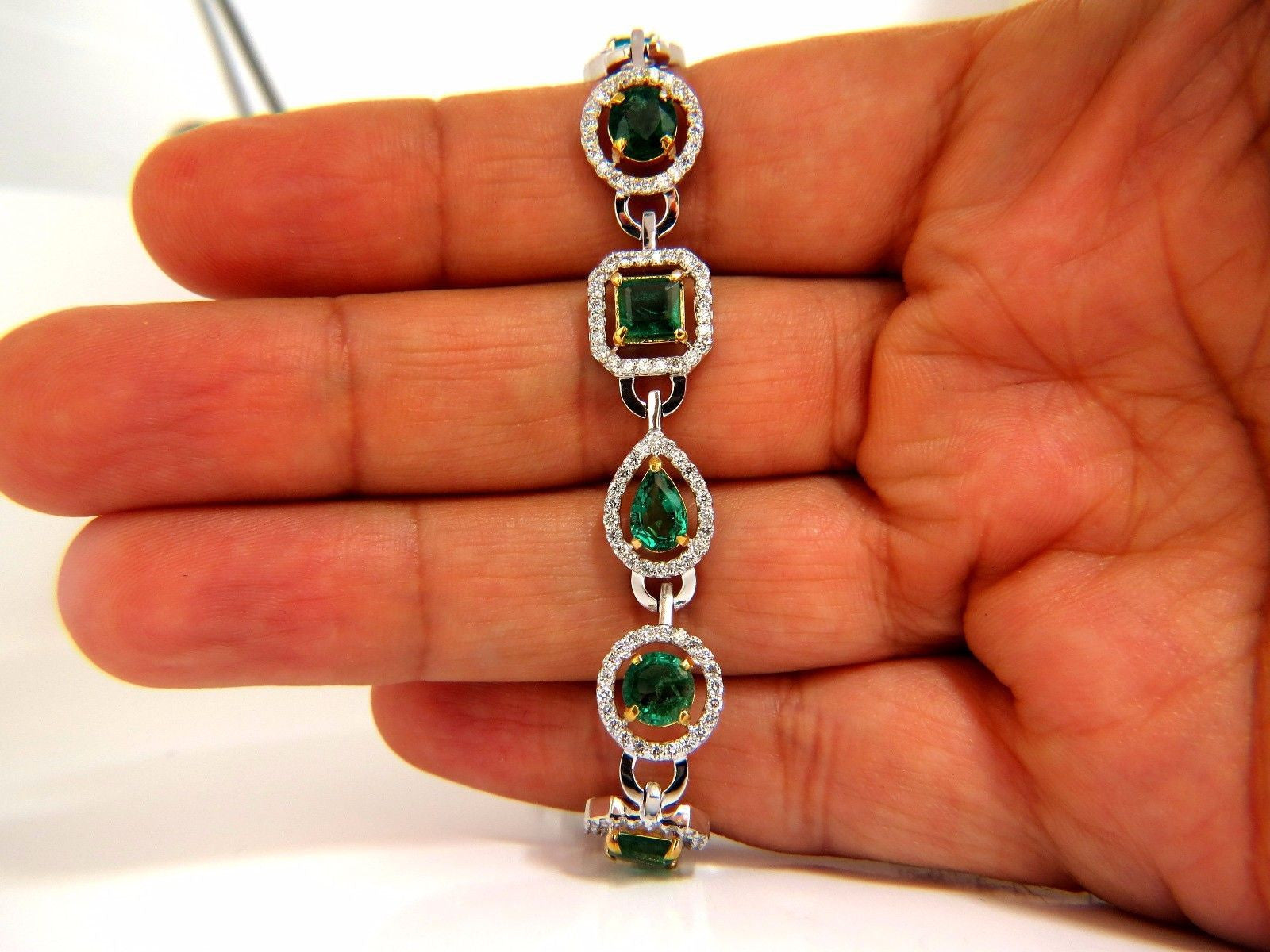 10.62ct Natural Colombian Emerald & Diamond Halo Bracelet in 14K White Gold - Elegant Jewelry Gift for Women, Perfect for Weddings & Special Occasions