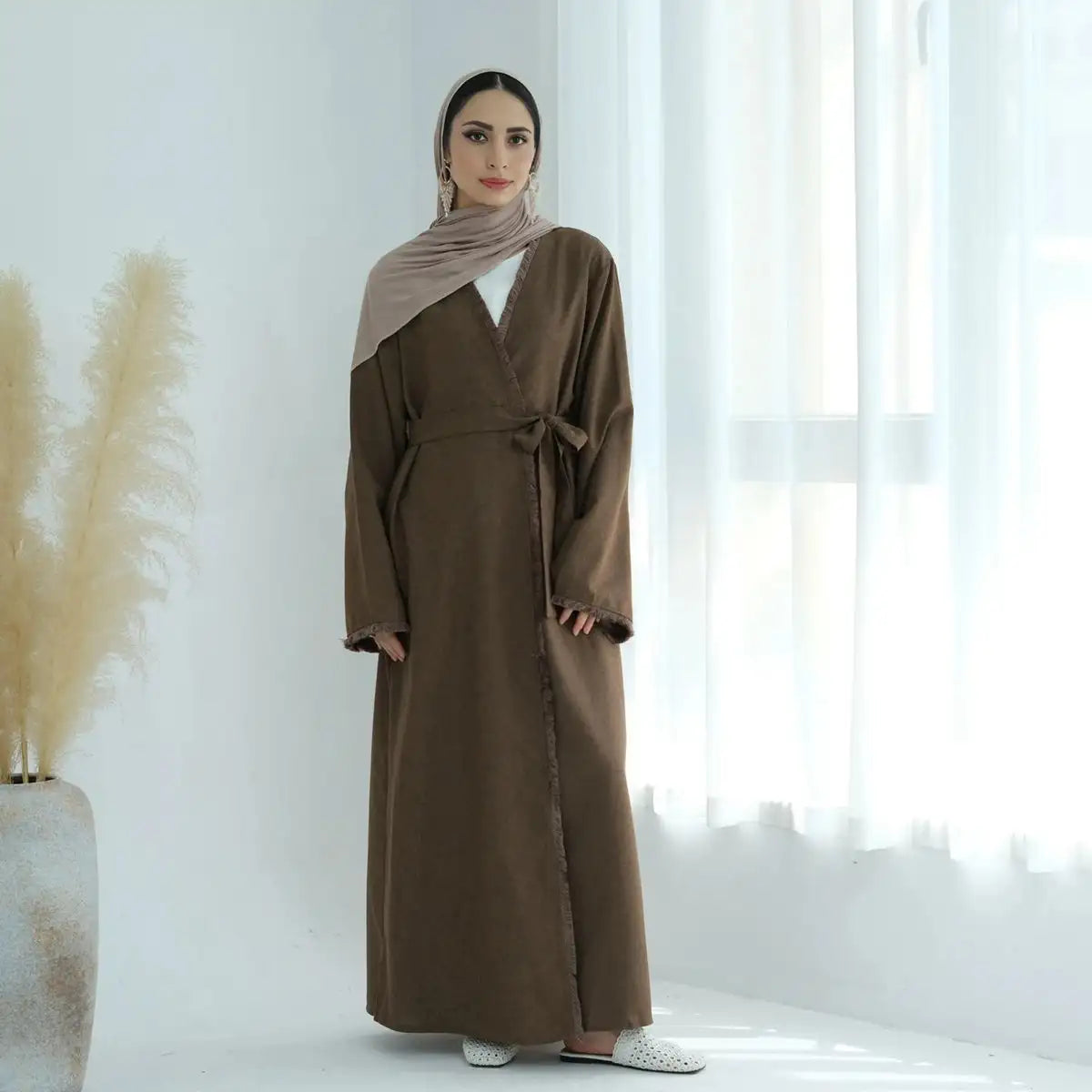 Elegant Tassel Edge Cardigan Open Abaya Dress - Stylish Muslim Women's Outerwear for Prayer, Modest Fashion & Special Occasions