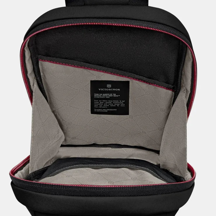 Victorinox Travel Essentials Sling Bag 653384/653385 - Lightweight Crossbody Bag for Men & Women - Perfect for Hiking, Commuting & Everyday Carry