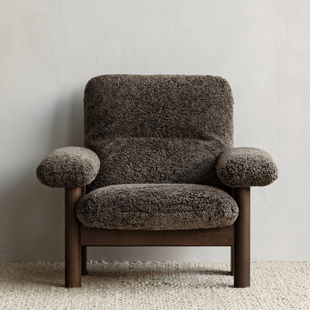 Brasilia Lounge Chair - Mid-Century Modern Accent Chair for Living Room, Bedroom & Office - Comfortable Upholstered Armchair with Wooden Legs