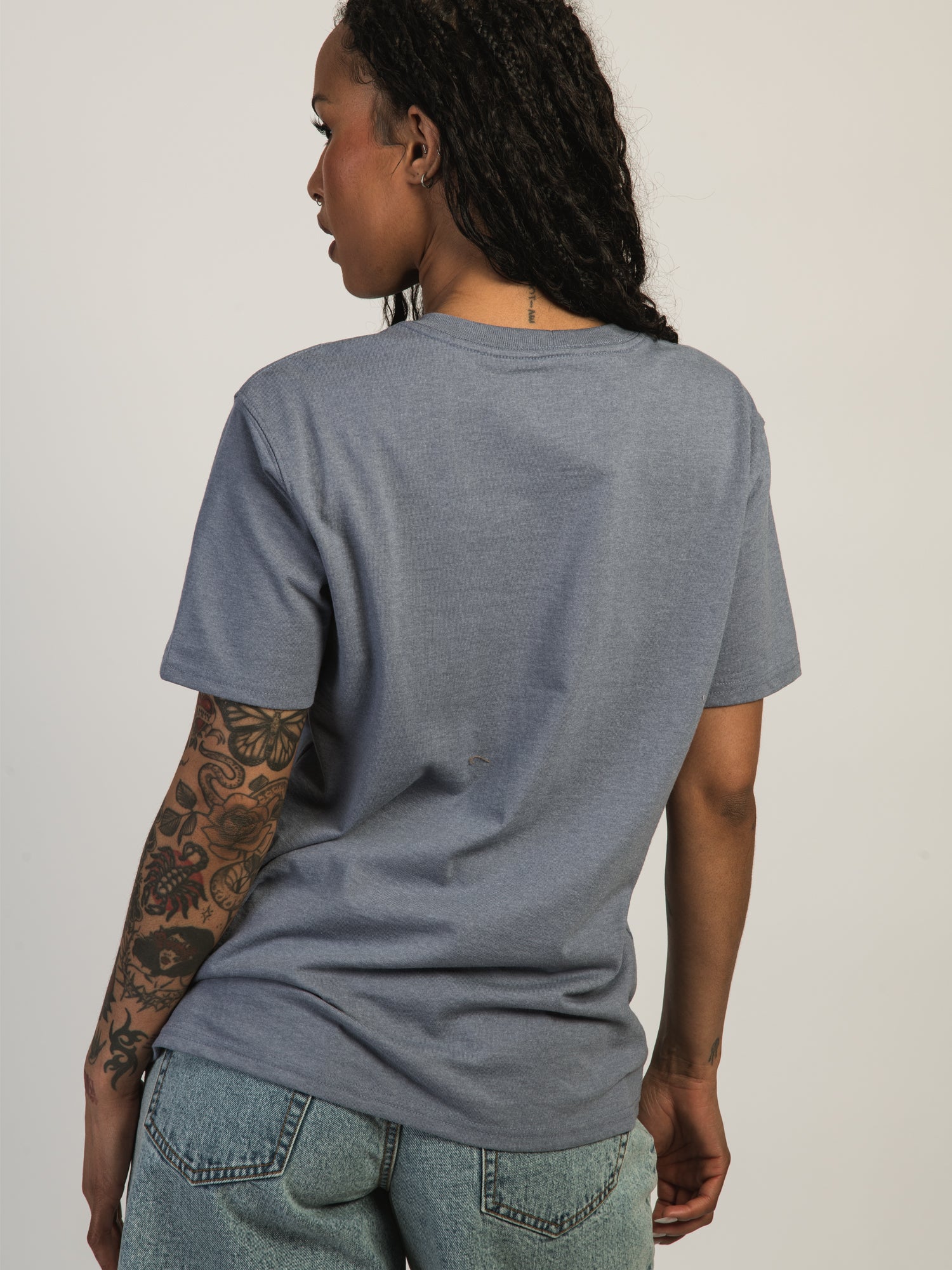 Carhartt Workwear Pocket T-Shirt for Men & Women - Durable Cotton Short Sleeve Tee with Chest Pocket - Wisteria Purple - Perfect for Construction, Workwear & Casual Outfits