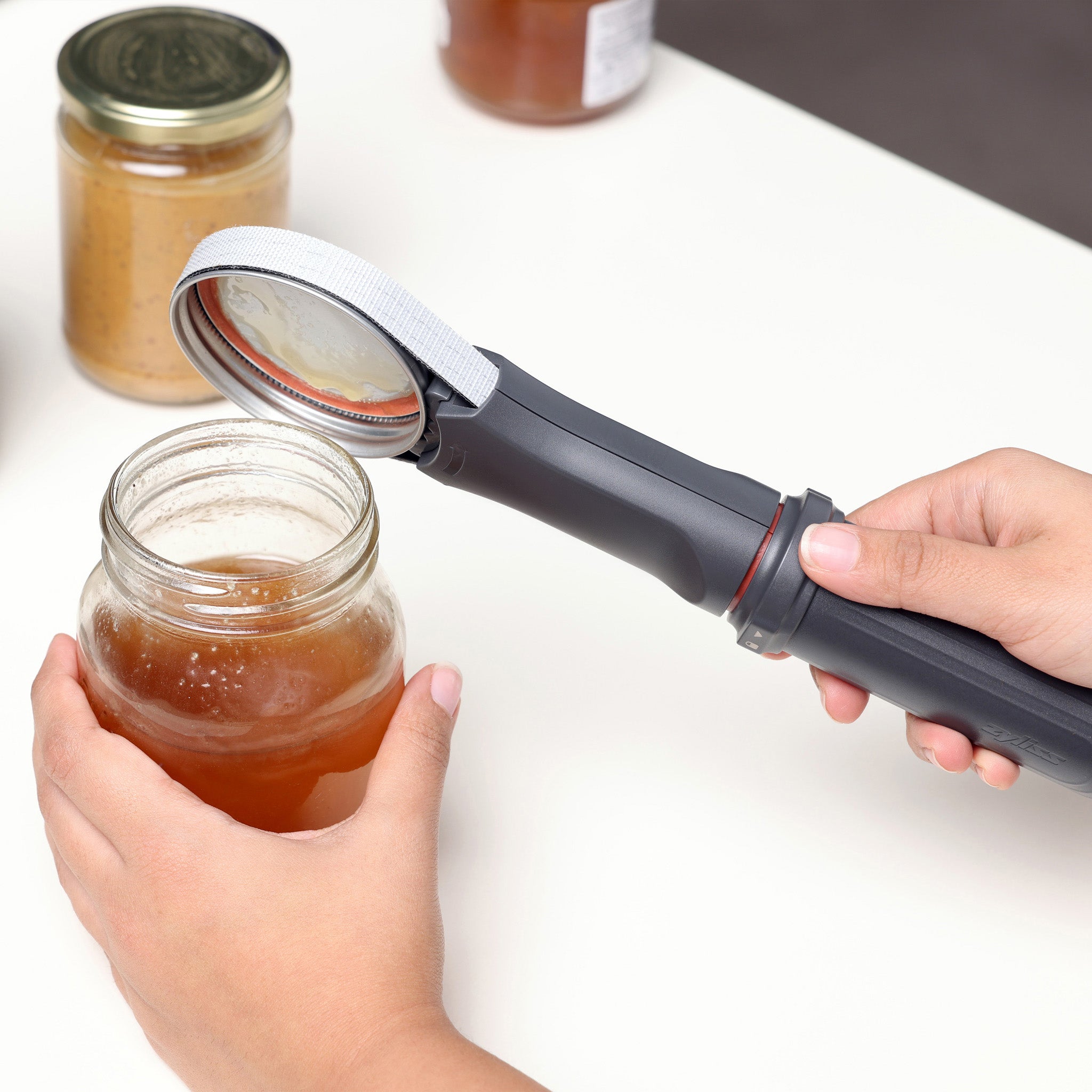 Zyliss Easy Grip Jar Opener - Effortless Opening for Stubborn Lids - Perfect for Kitchen, Seniors & Arthritis Sufferers