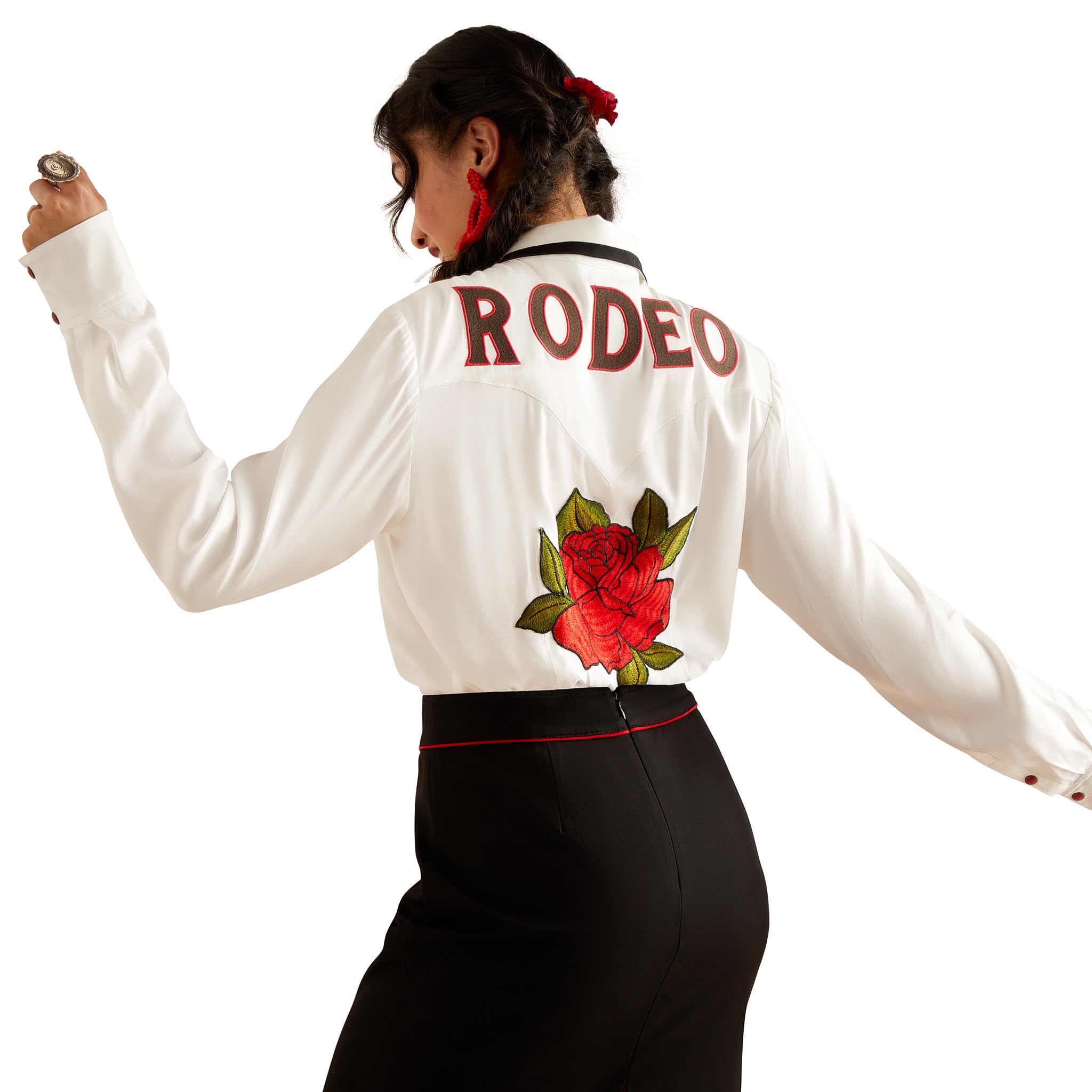 ARIAT Women's Western Rose Rodeo Quincy Long Sleeve Shirt - White - Perfect for Rodeo, Horseback Riding & Country Fashion
