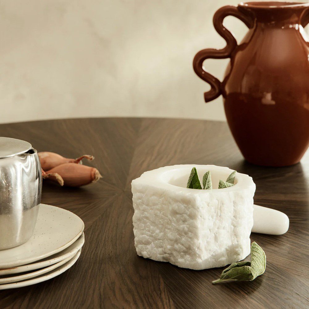 FERM LIVING Petra Quartz Mortar and Pestle Set - White - Perfect for Grinding Spices, Herbs & Making Fresh Pesto in Your Kitchen