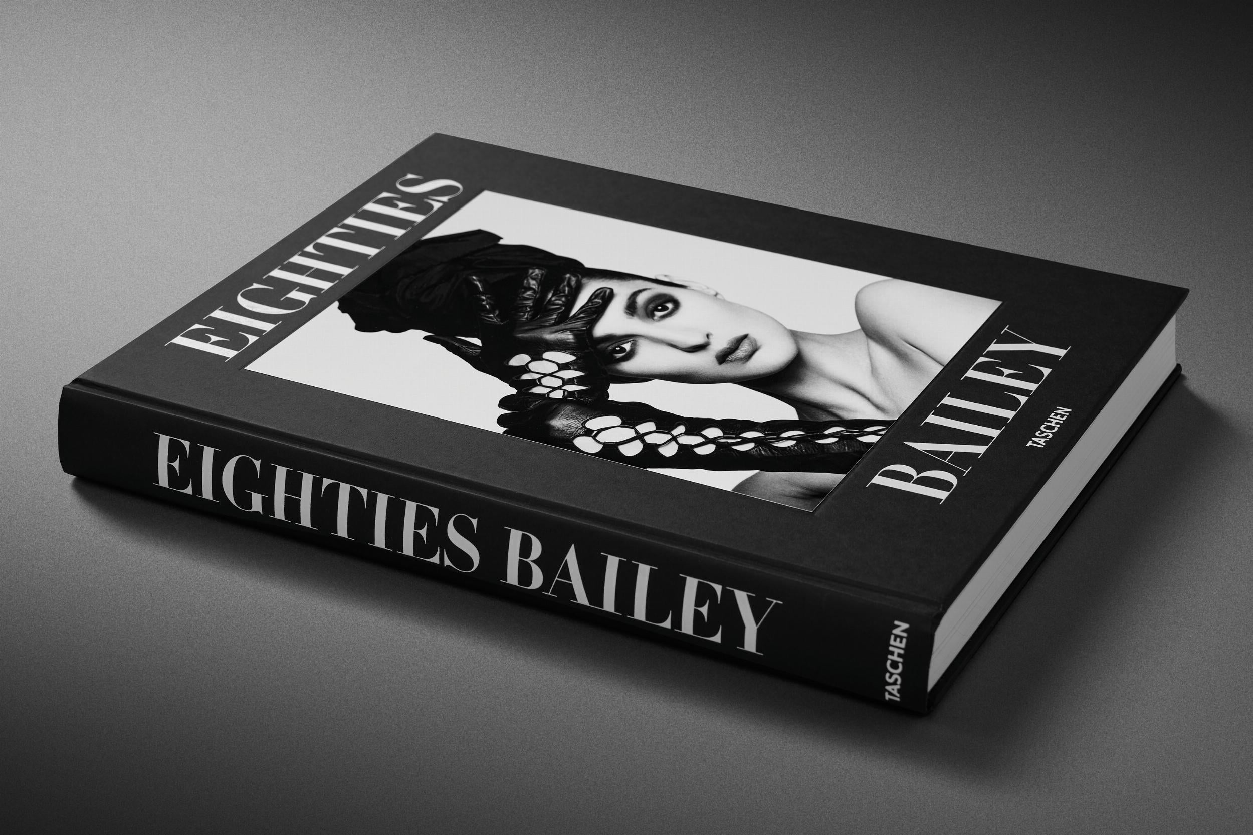 David Bailey: Iconic 80s Fashion Photography Book - Perfect for Art Collectors, Fashion Enthusiasts & Home Decor
