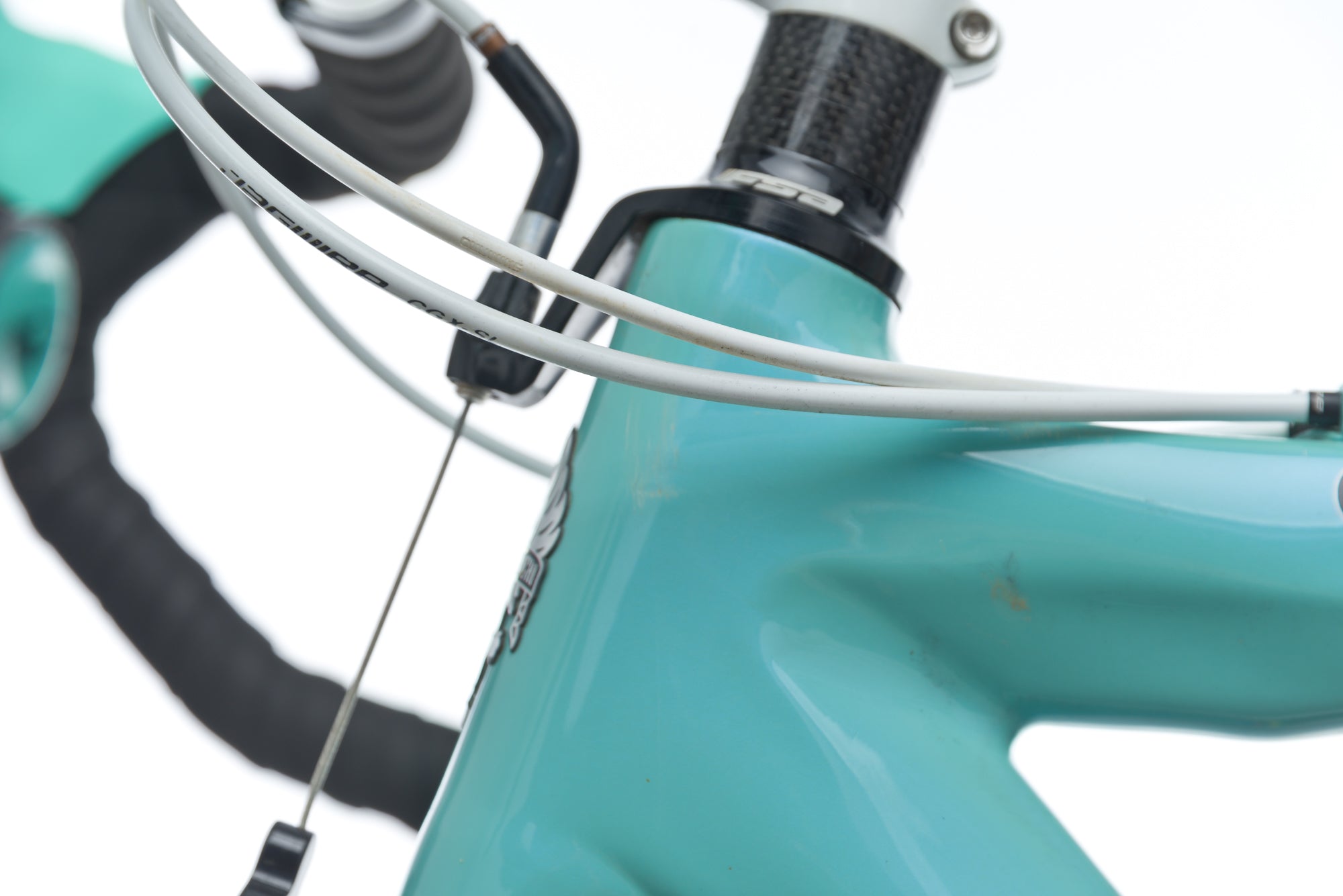 Bianchi Cavaria 55cm Road Bike - Lightweight Aluminum Frame, 2011 Model | Perfect for Commuting, Fitness Training & Road Cycling Adventures