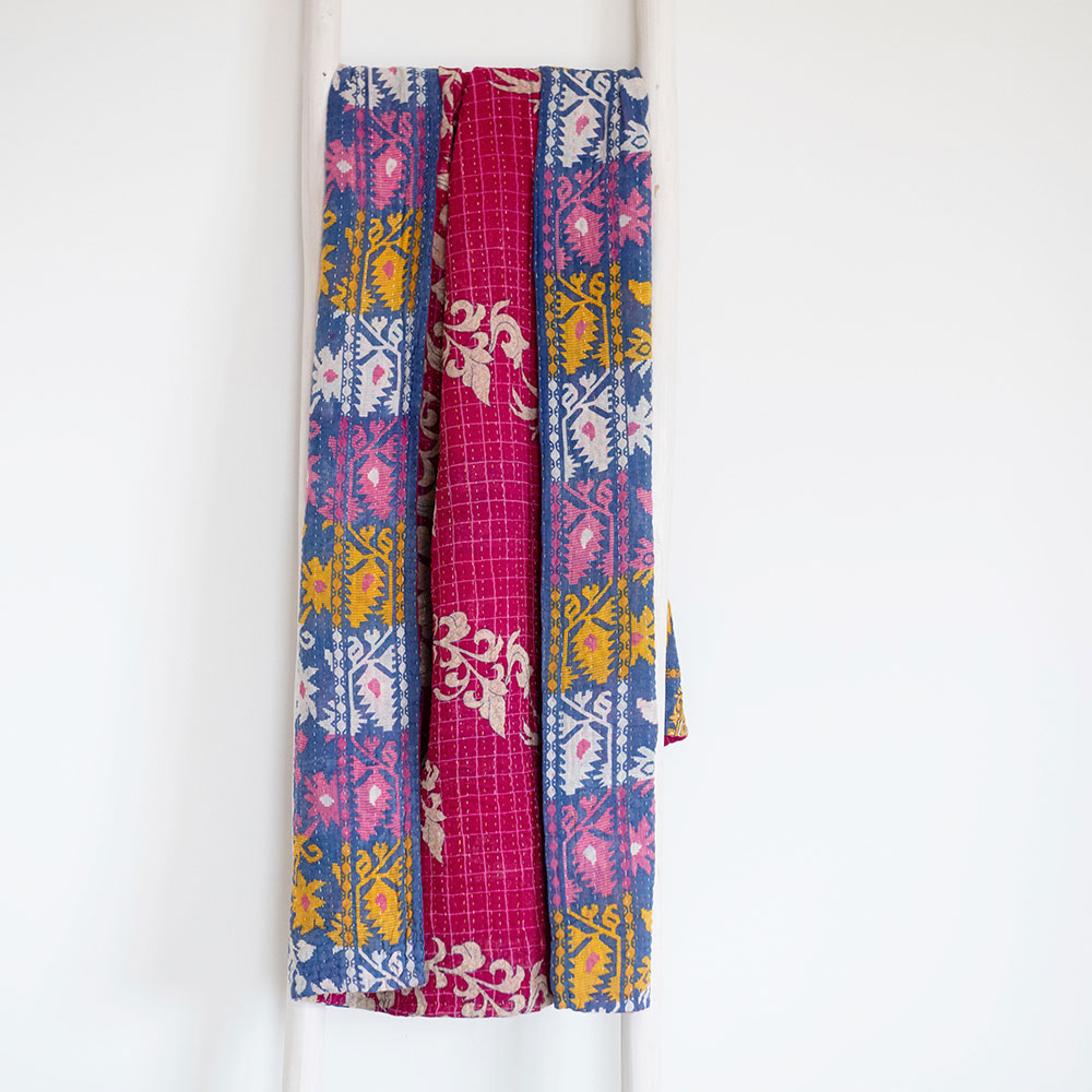 Unique Handmade Kantha Quilt KT7118 - Traditional Indian Patchwork Bedspread for Cozy Home Decor & Bohemian Style Bedroom