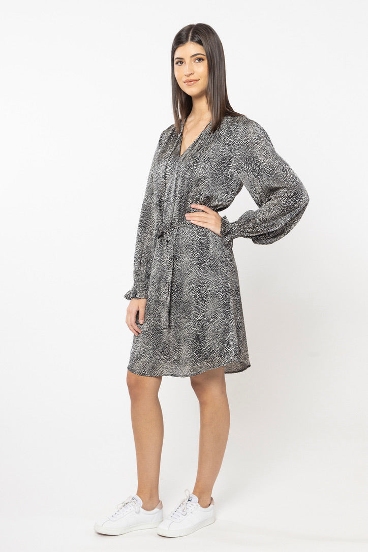 Elegant Black Satin Waist-Defining Long Sleeve Dress for Women - Perfect for Evening Parties, Date Nights & Special Occasions