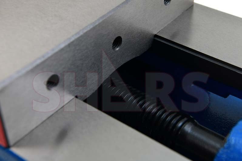 Shars 5'' x 4.92