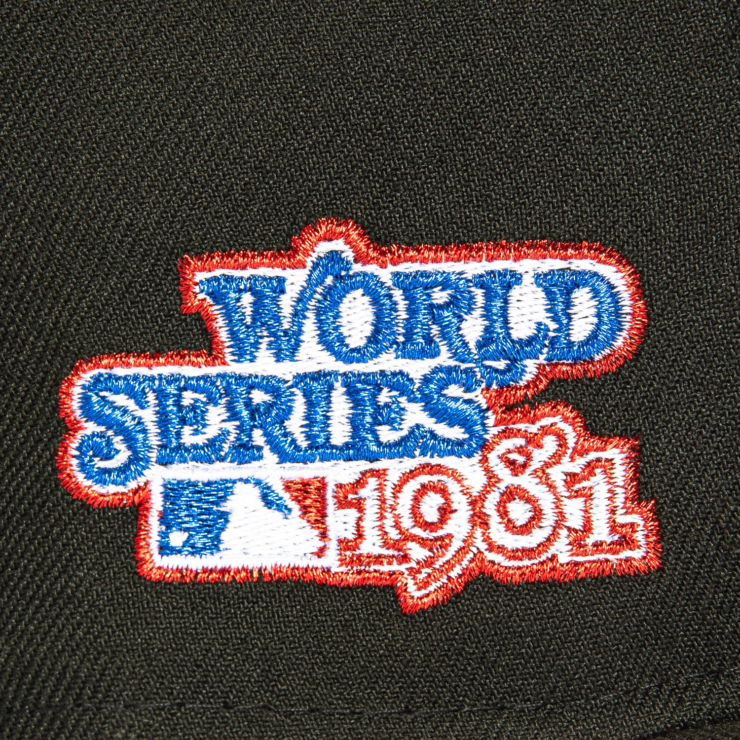 New Era 59Fifty Los Angeles Dodgers 1981 World Series Patch Script Hat - Black & Metallic Silver | MLB Baseball Cap for Men & Women | Game Day, Sports Fan Gift, Casual Wear