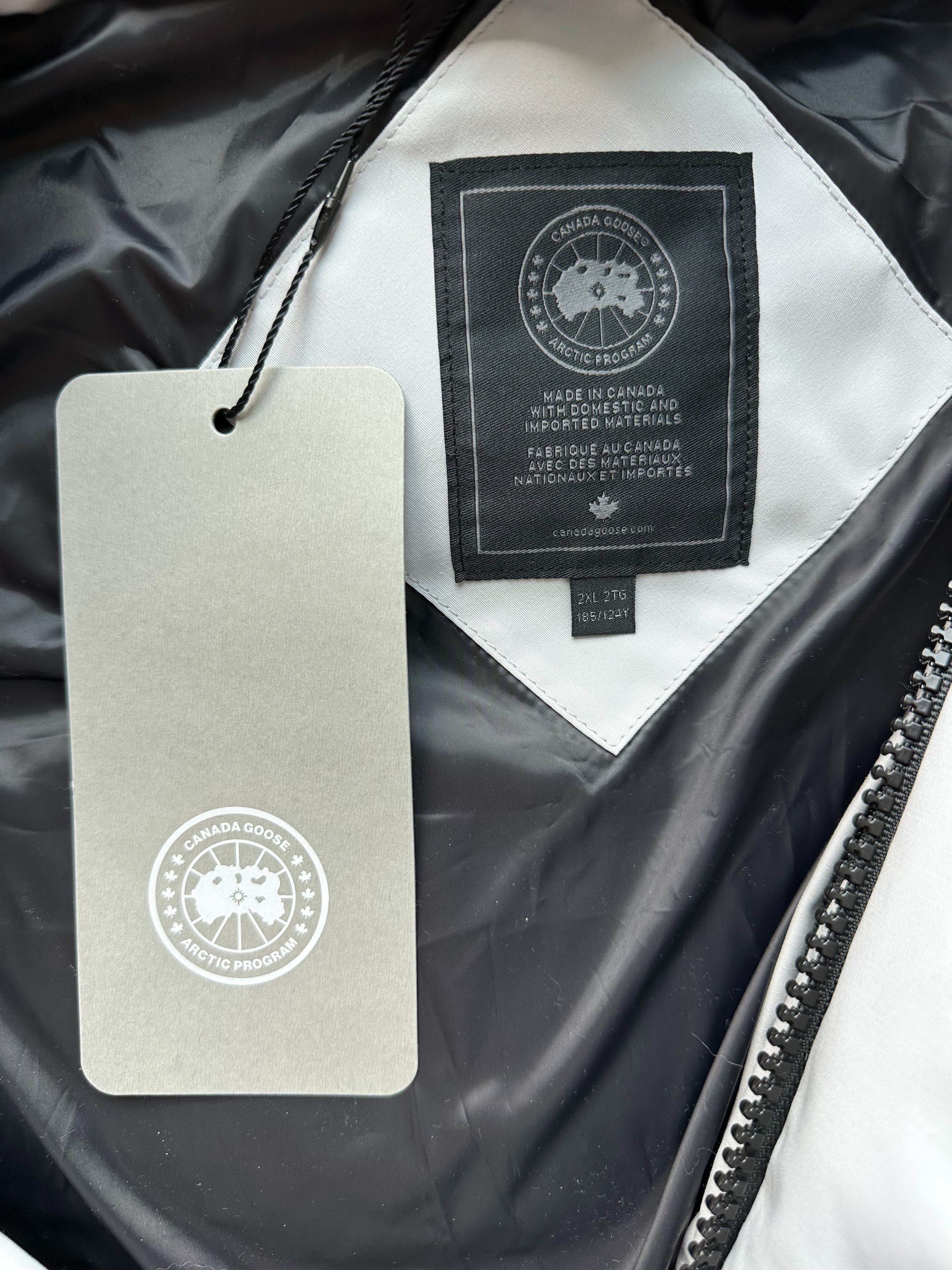 Canada Goose Silverbirch Wyndham Black Label Men's Parka - Premium Winter Jacket for Extreme Cold Weather, Windproof & Waterproof, Ideal for Snowboarding, Skiing & Outdoor Adventures