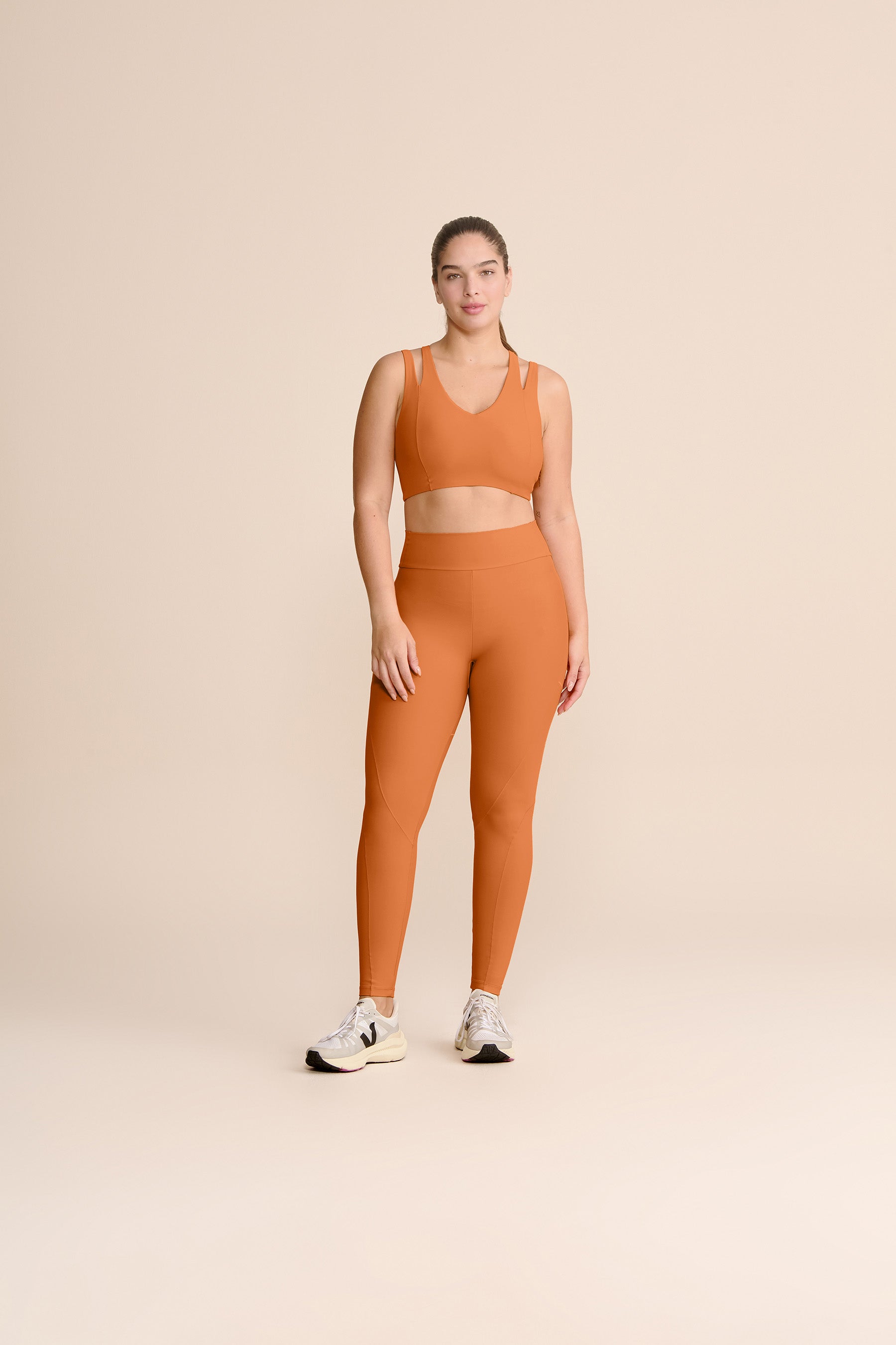 High-Waisted Cut Out Clash Sports Bra for Women - Breathable Workout Top for Running, Yoga & Gym - Trendy Fitness Apparel