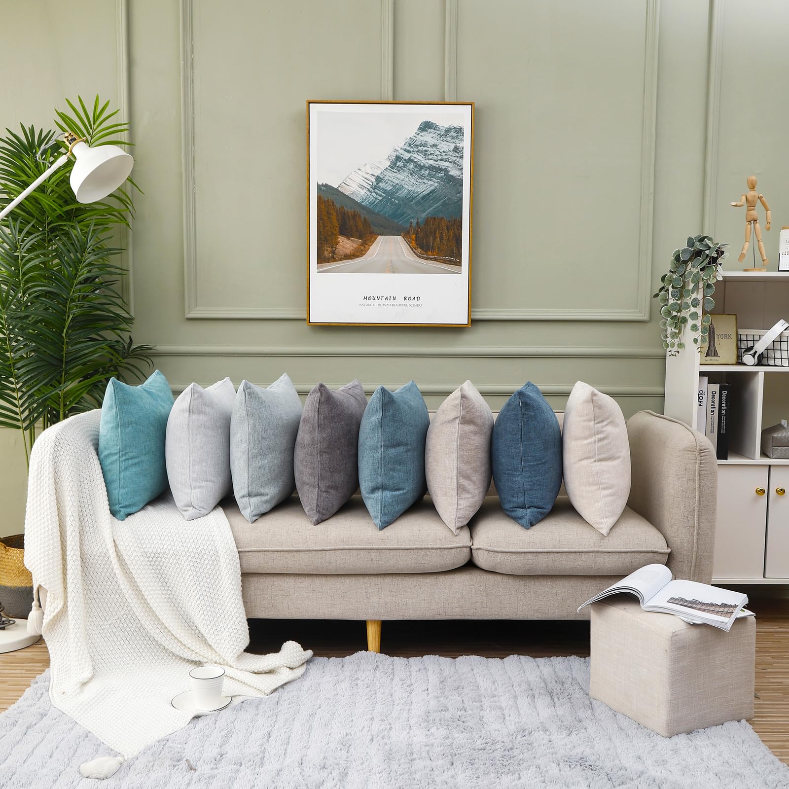 Jepeak Pack of 2 Chenille Decorative Throw Pillow Covers 20x20 Inch - Soft Modern Farmhouse Square Cushion Covers for Sofa, Couch, Bed - Cozy Home Decor in Dimgrey - Perfect for Living Room, Bedroom & Seasonal Decor