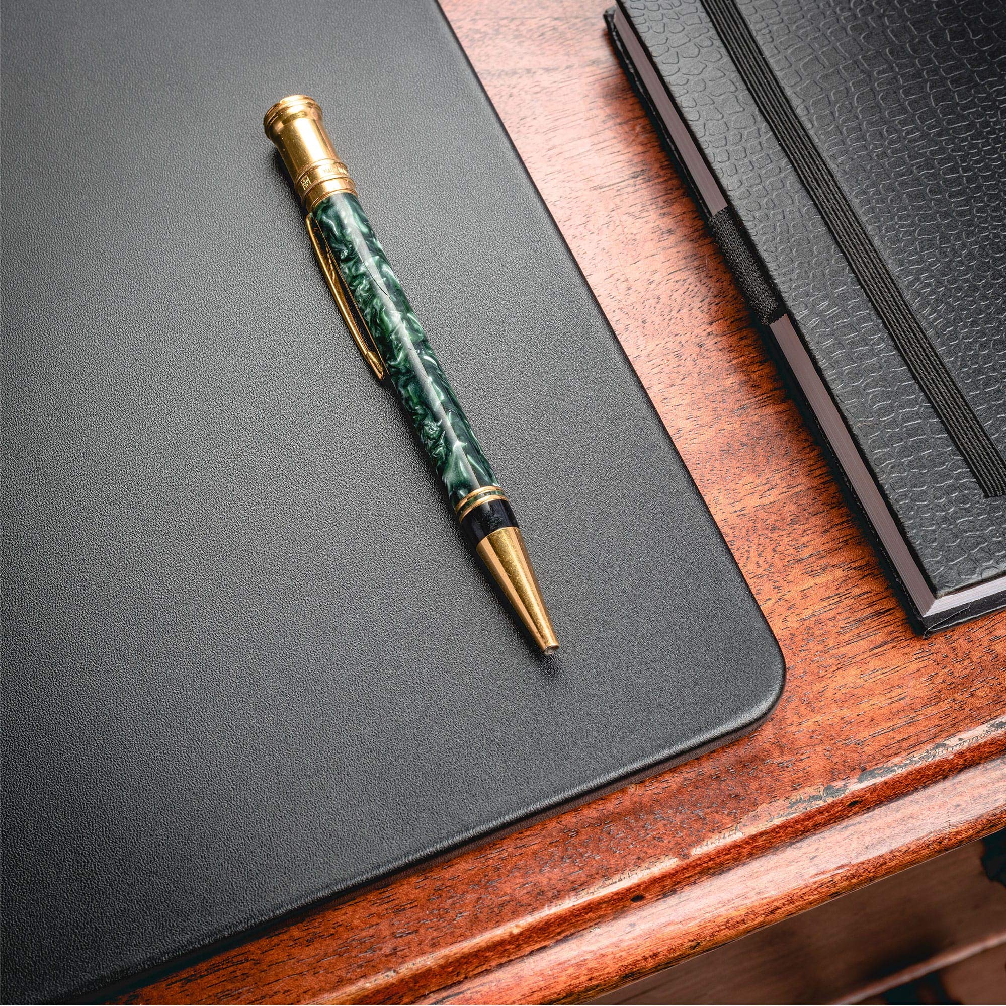 Premium Dacasso Black Leather Desk Mat 30