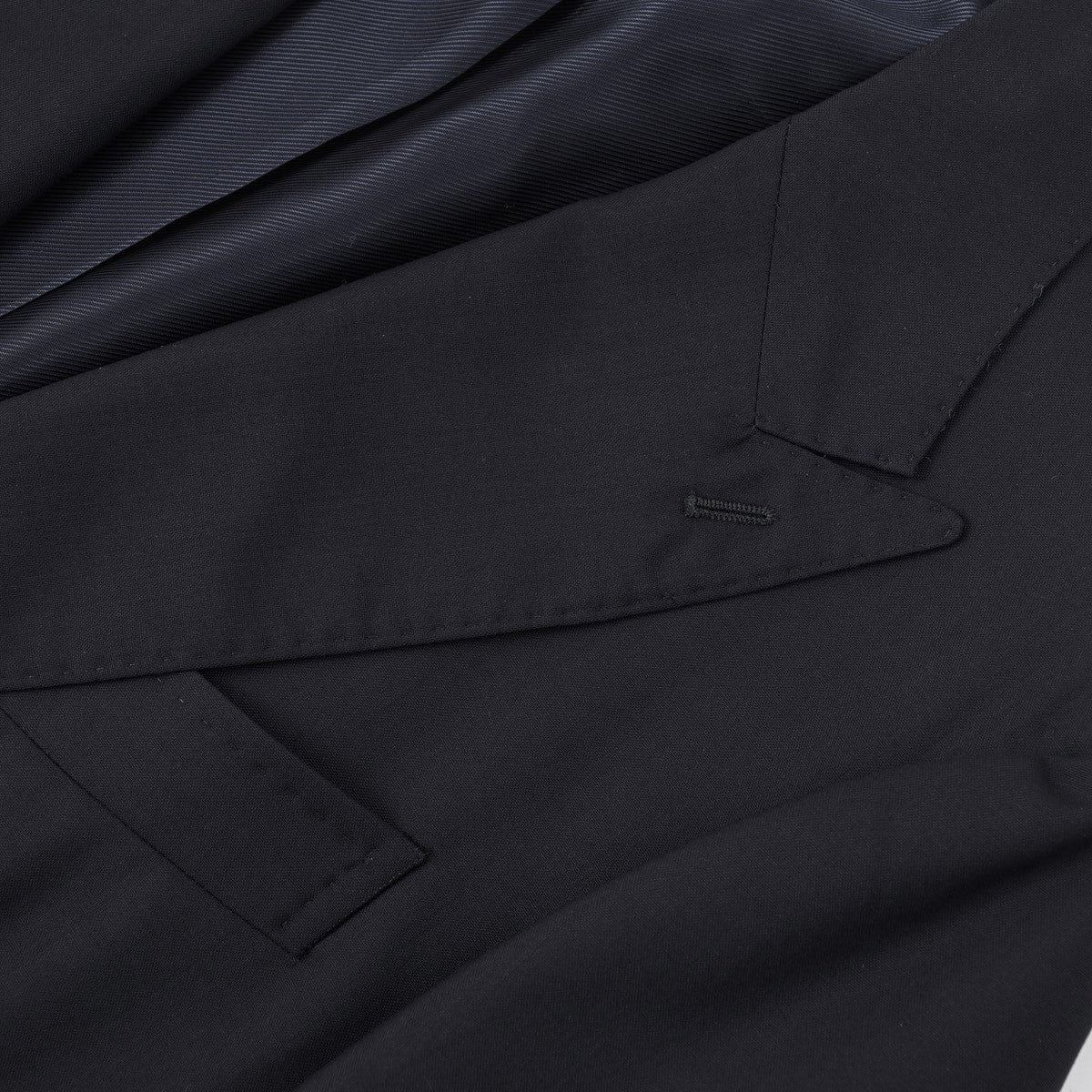 Stylish Slim Fit Peak Lapel Suit for Men | Formal Business & Wedding Attire | Premium Tailored Fit for Professional & Special Occasions
