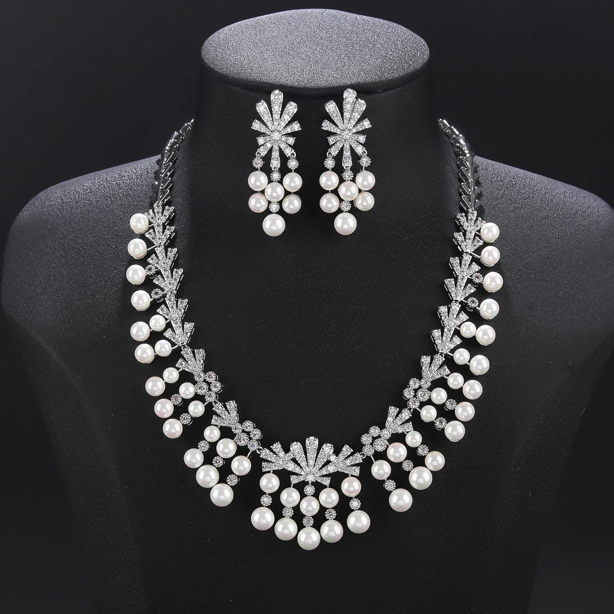 Elegant Shiny Cubic Zirconia Pearl Necklace Set - Luxury Bridesmaid Gift, Wedding Jewelry for Women - Perfect for Bridal Showers, Banquets & Special Occasions