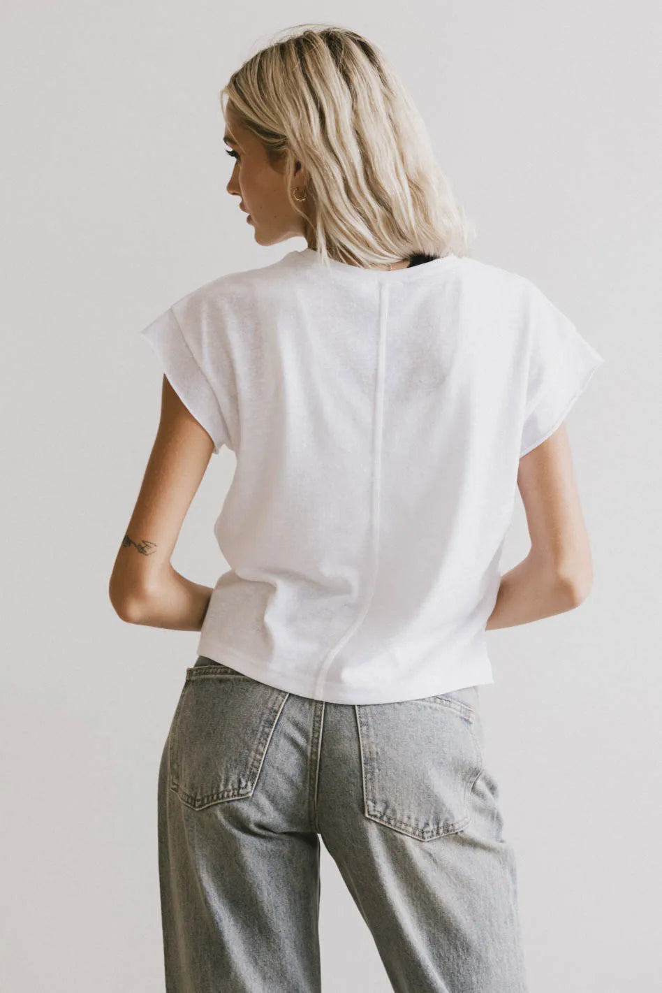 Harry Cutoff Top in White - Women's Fashion Crop Top for Summer | Perfect for Beach, Parties, and Casual Outfits | FINAL SALE